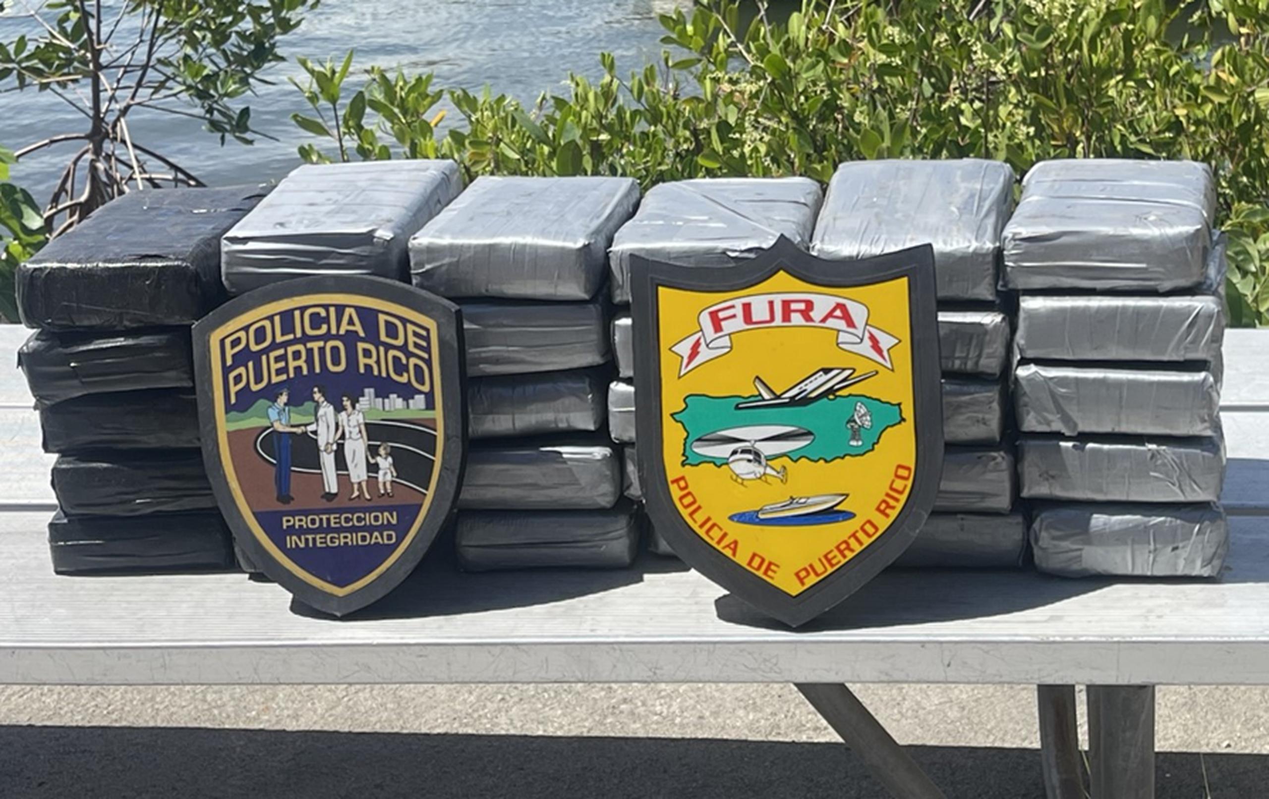 El Negociado de Fuerzas Unidas de Rápida Acción ocupó 30 kilos de cocaína en una embarcación que navegaba por el río Espíritu Santo, en Río Grande.