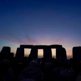 Fotos: Miles celebran el solsticio de verano en las místicas piedras del Stonehenge