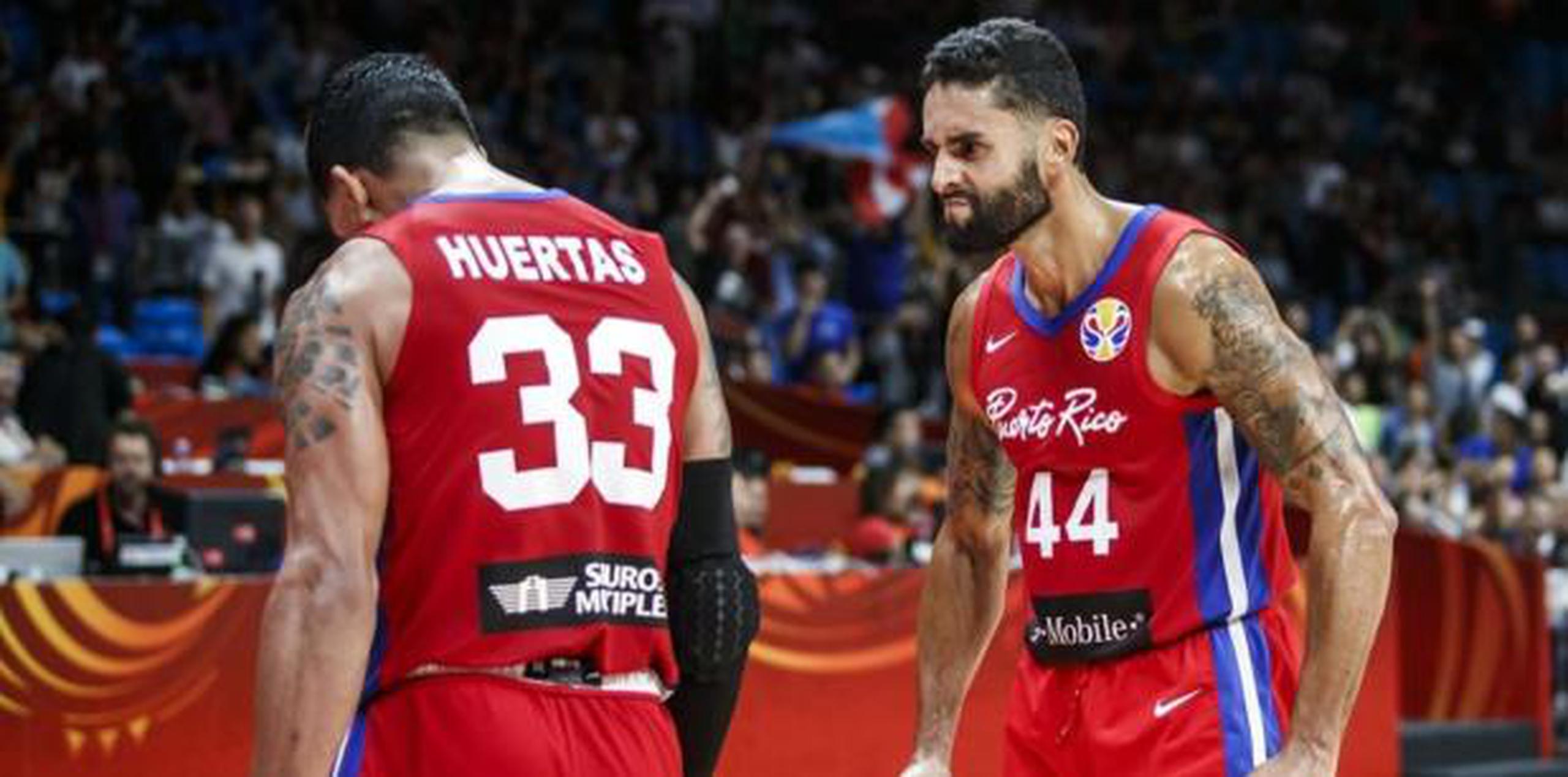 Javier Mojica anotó el canasto ganador del primer partido de Puerto Rico en la Copa del Mundo el sábado ante Irán. (FIBA)