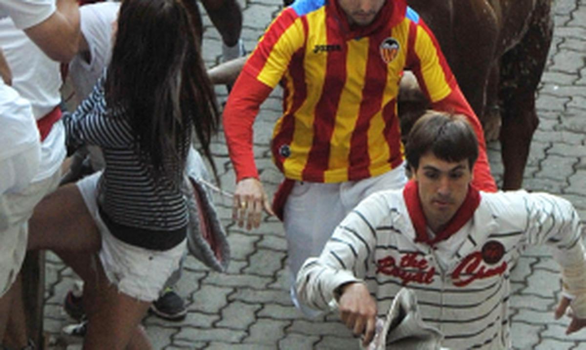 Joven australiana corneada en los sanfermines -VÍDEO - Primera Hora