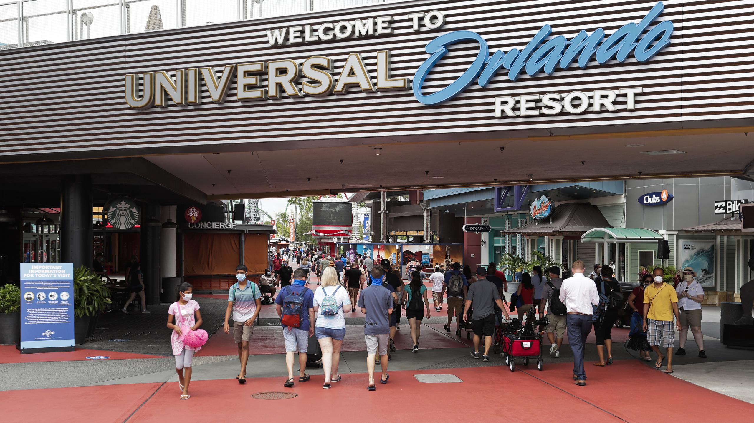 Universal Orlando se convirtió en el primero de los grandes parques de esta ciudad en reabrir.
