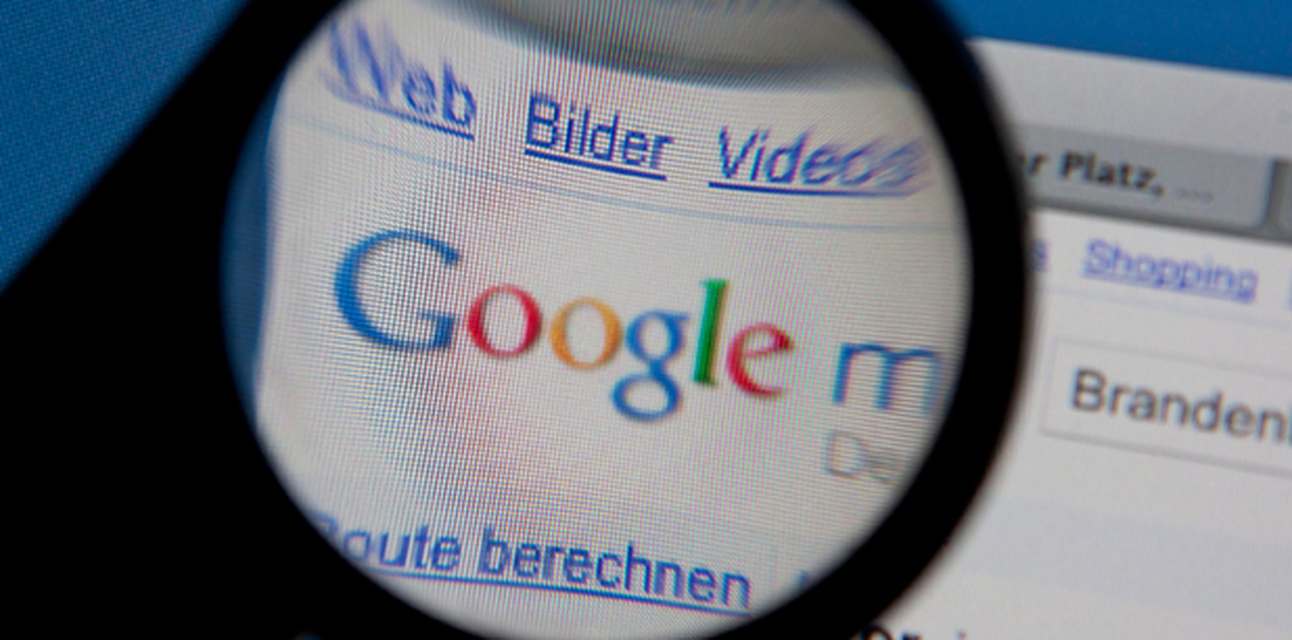 Google ha sostenido que no se le debe de obligar a hacer el papel de censor, especialmente cuando ofrece vínculos a información legalmente publicada. (Archivo)
