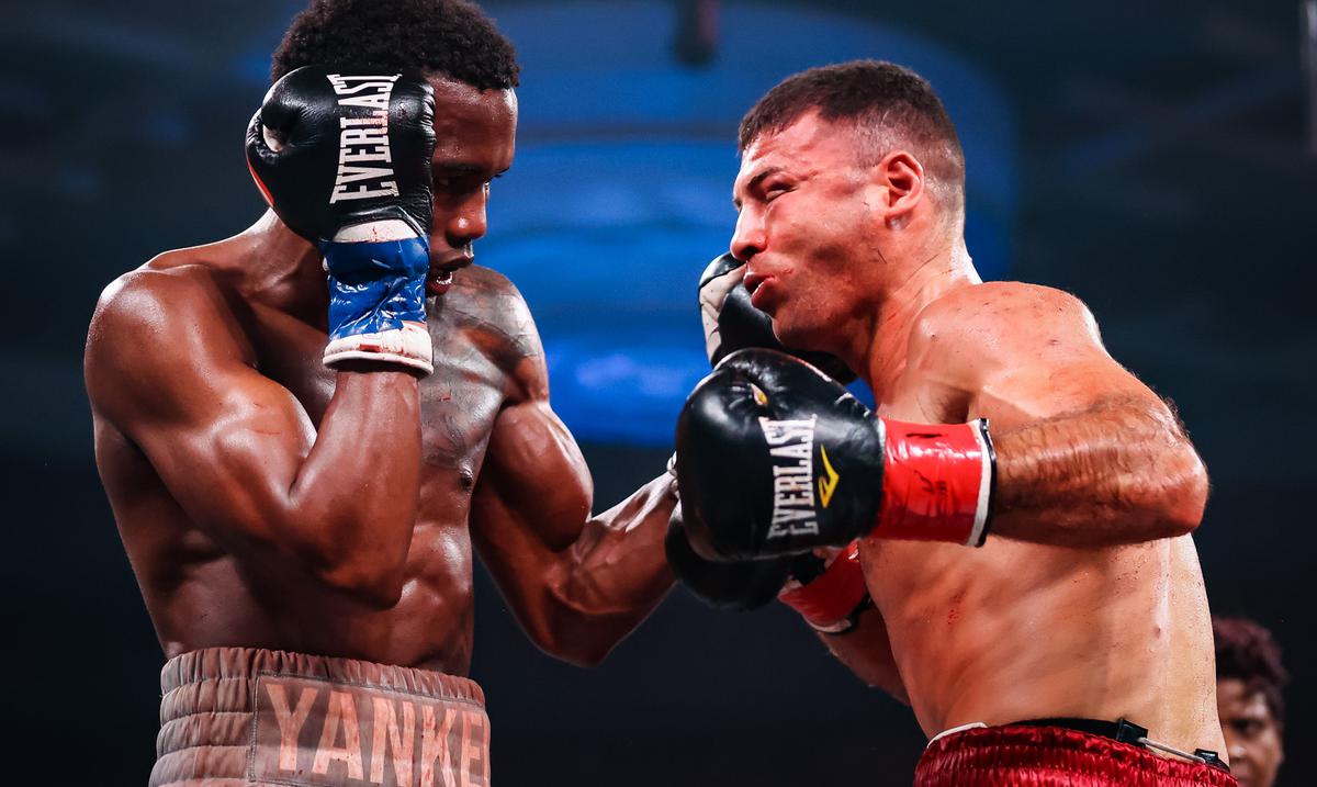 Subriel Matías knocks out Petros Ananyan in the ninth round | The Goa  Sportlight
