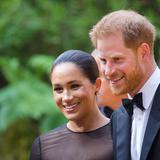Meghan y Enrique se despiden en redes sociales como miembros de la realeza