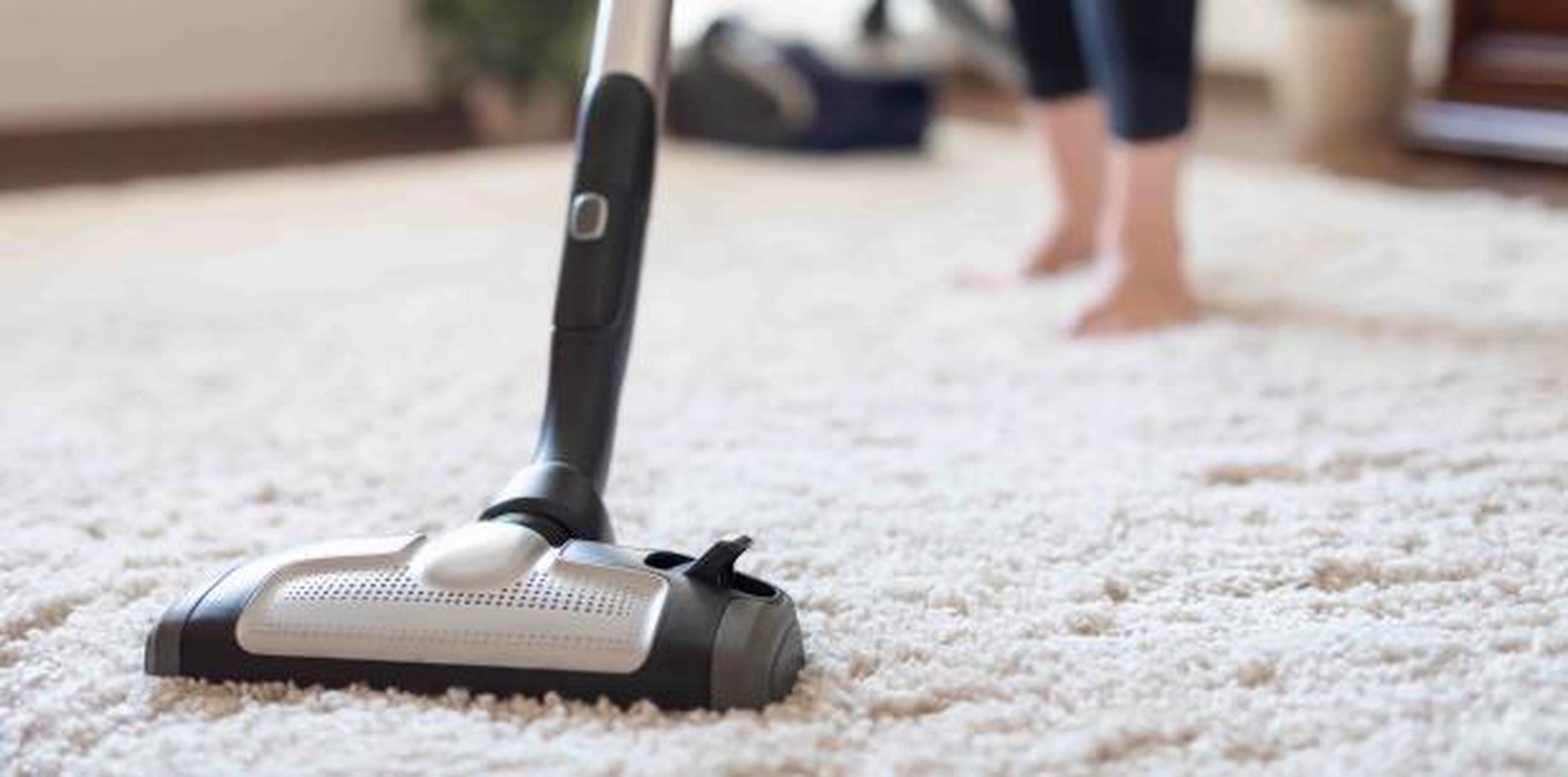 Las alfombras desprenden gases que pueden provocar dolor de cabeza y secreción nasal. (Shutterstock)