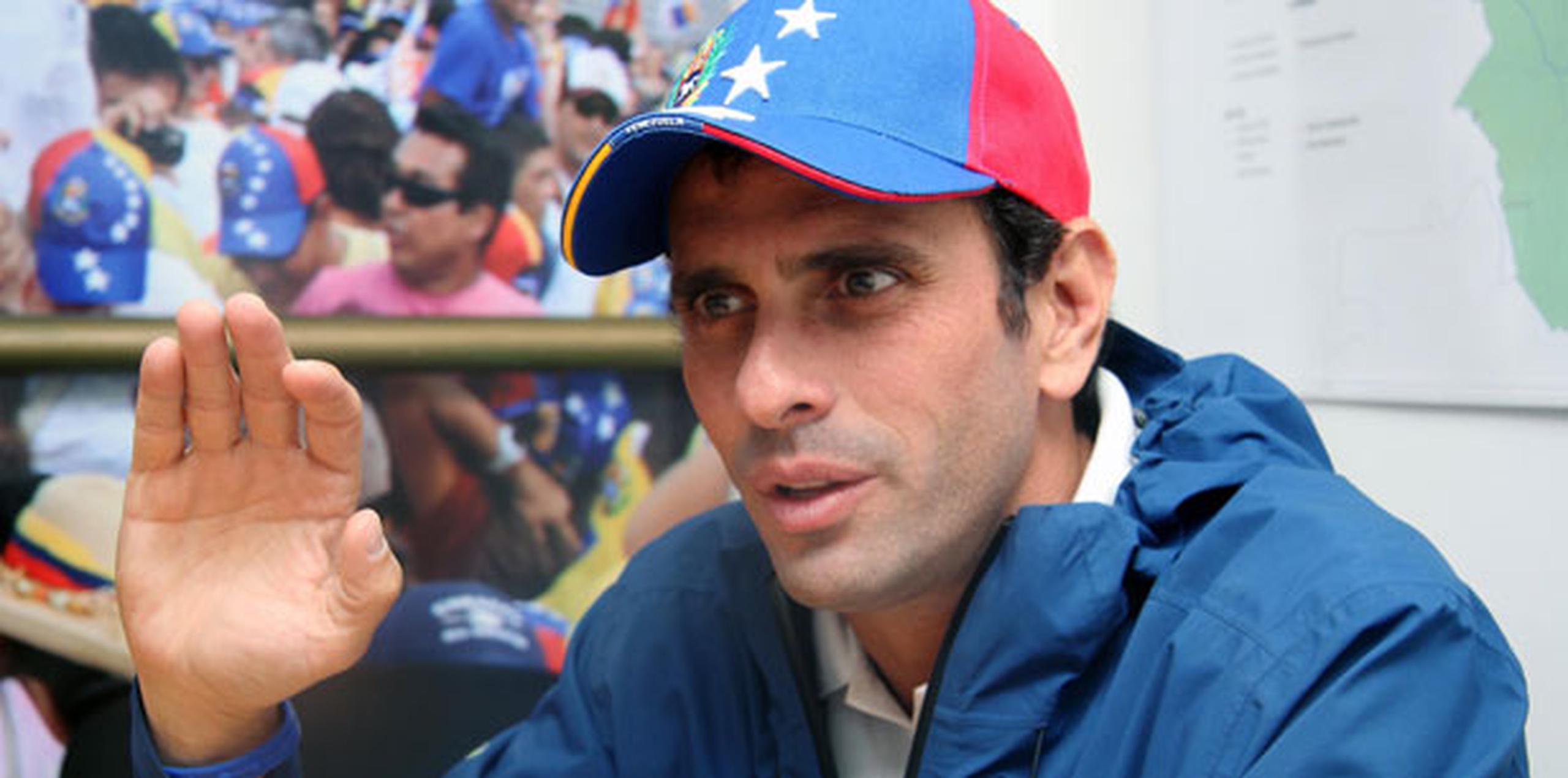 Capriles se enfrentará al candidato oficialista Nicolás Maduro. (AP)