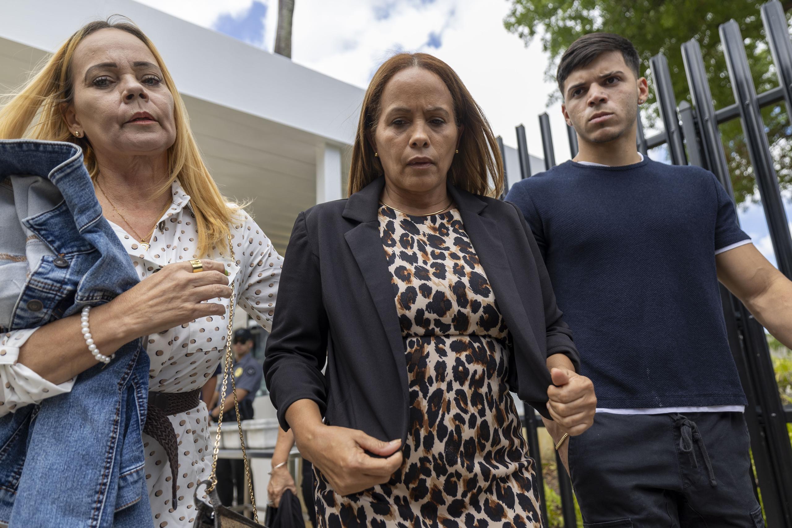 Madeline Sánchez, madre de Félix Verdejo, estuvo en sala durante el primer día del juicio. 