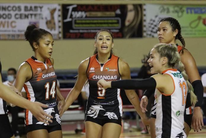 Andrea Rangel (centro) y las Changas miran con optimismo la venidera temporada de la Liga de Voleibol Superior Femenino.