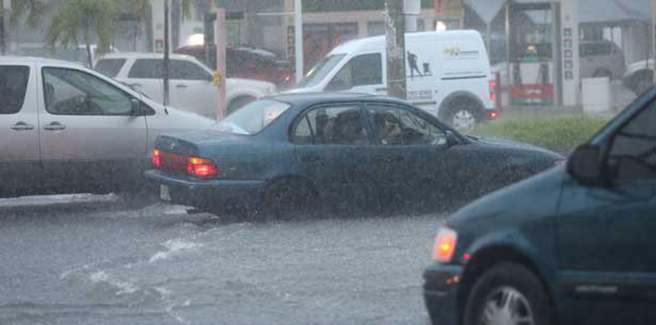 Esta mañana, el SNM activó una advertencia de inundaciones urbanas para San Juan, Carolina y Loíza. Se mantendrá en efecto hasta las 9:30 a.m. (Archivo)
