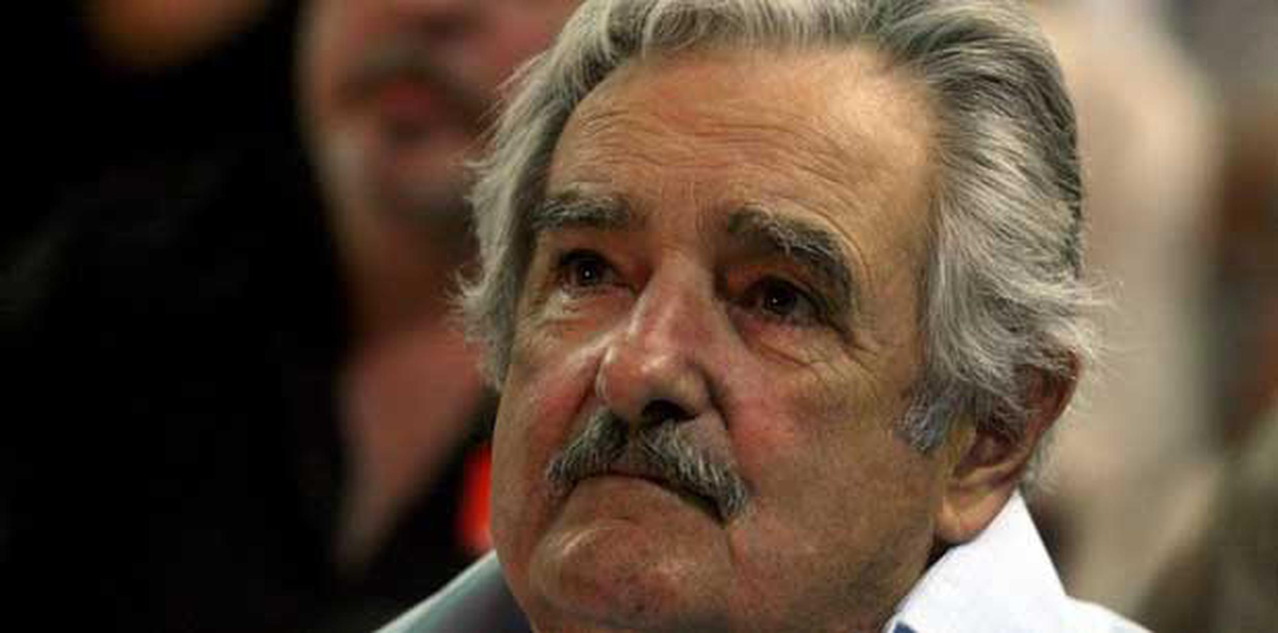 Mujica, de 79 años, entregará el poder el 1 de marzo de 2015 a quien resulte ganador en la segunda vuelta electoral del próximo domingo. (Archivo)