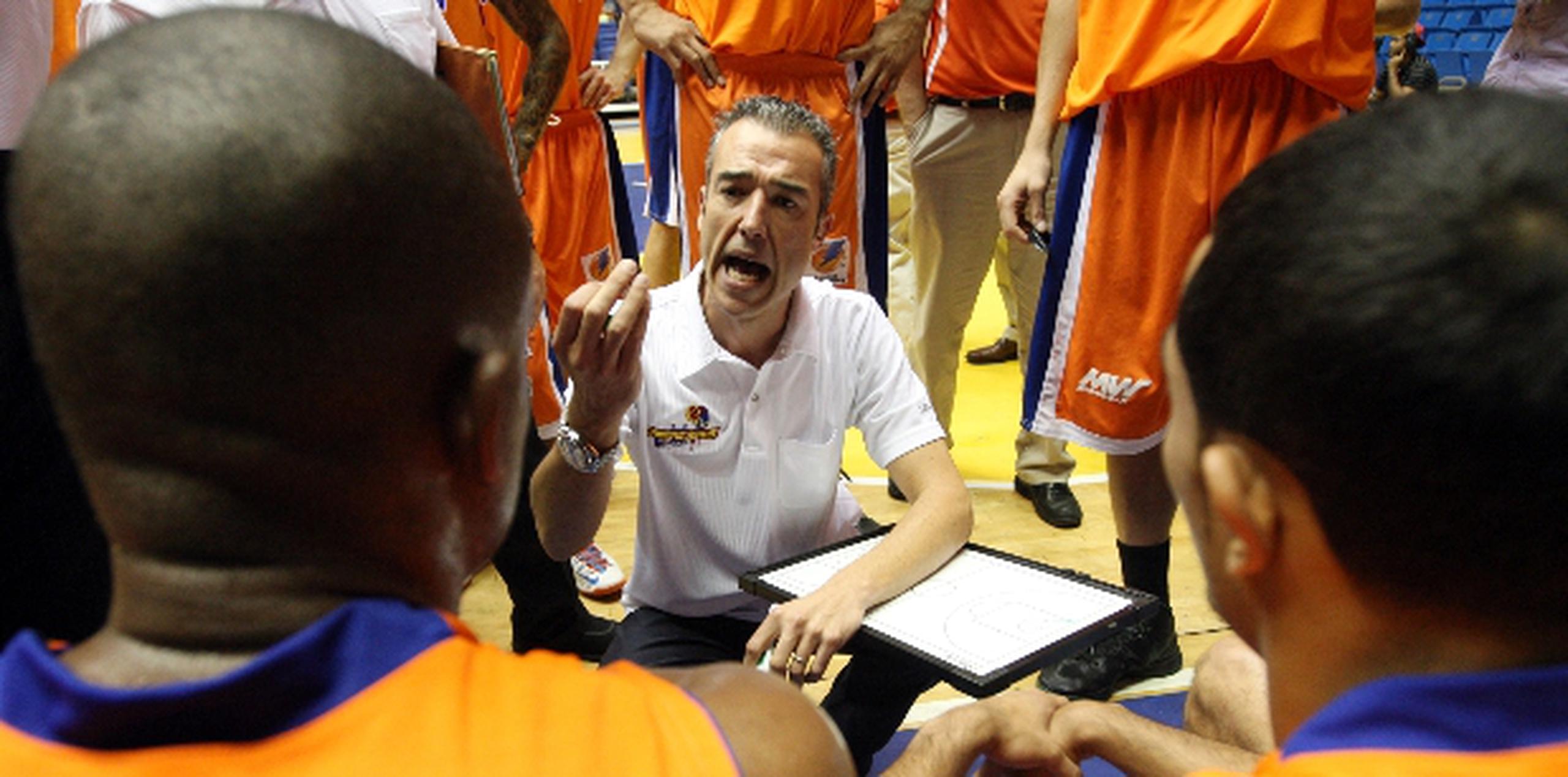 Francisco “Paco” Olmos “Hay que trabajar más que los demás” Primera Hora