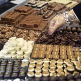 Informe vincula la industria chocolatera suiza con la deforestación global 