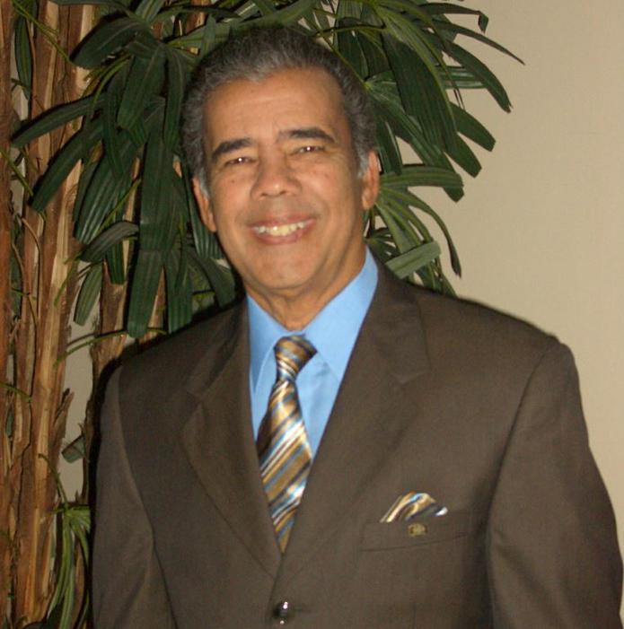 Díaz Lebrón es director del Drim Tim Trío e integrante del cuarteto Los Hispanos.
