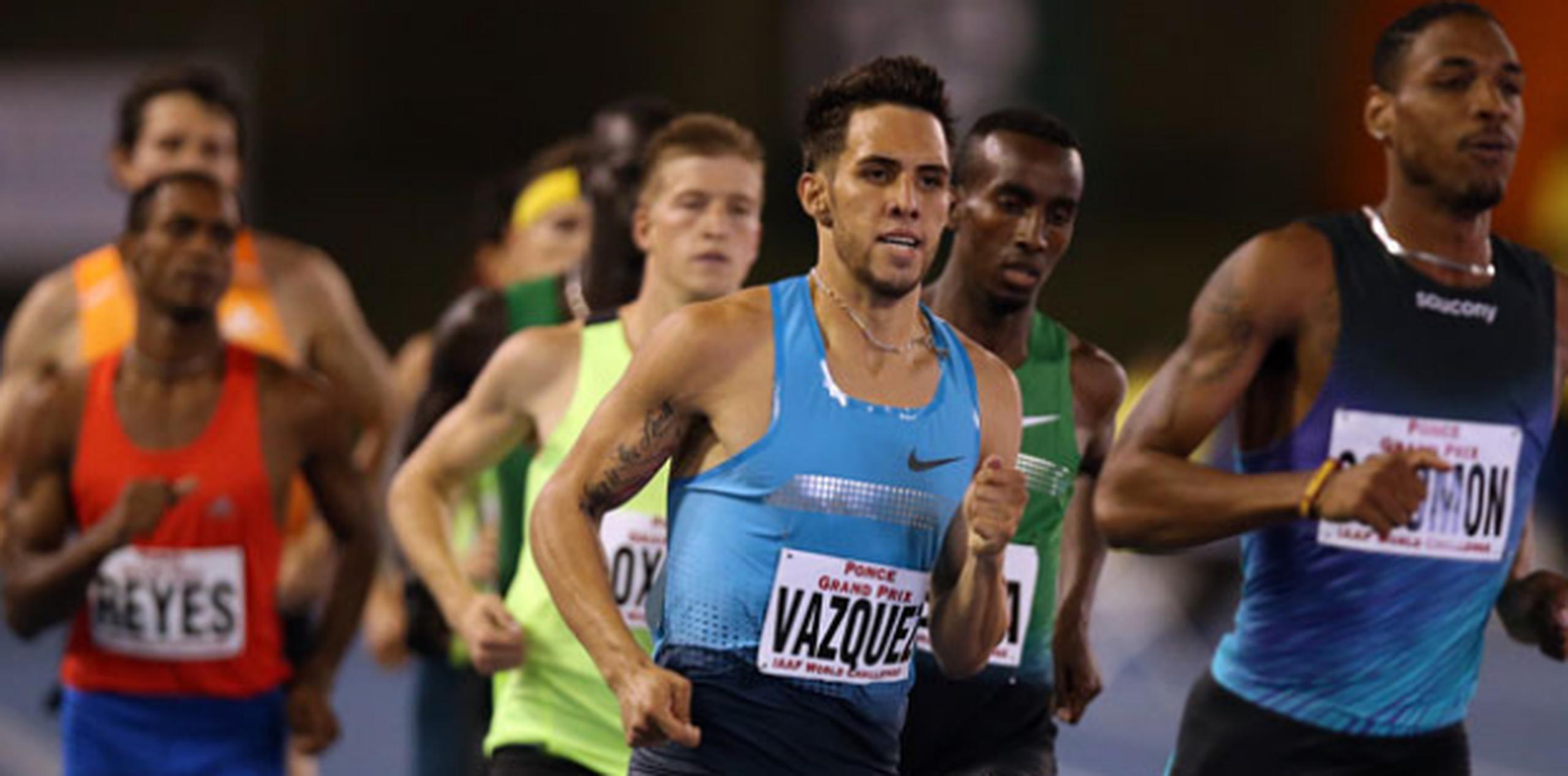 El atleta orocoveño cronometró 1:45.40, precedido por el estadounidense Duane Solomon que paró el reloj en los 1:44.79. (jose.candelaria@gfrmedia.com)