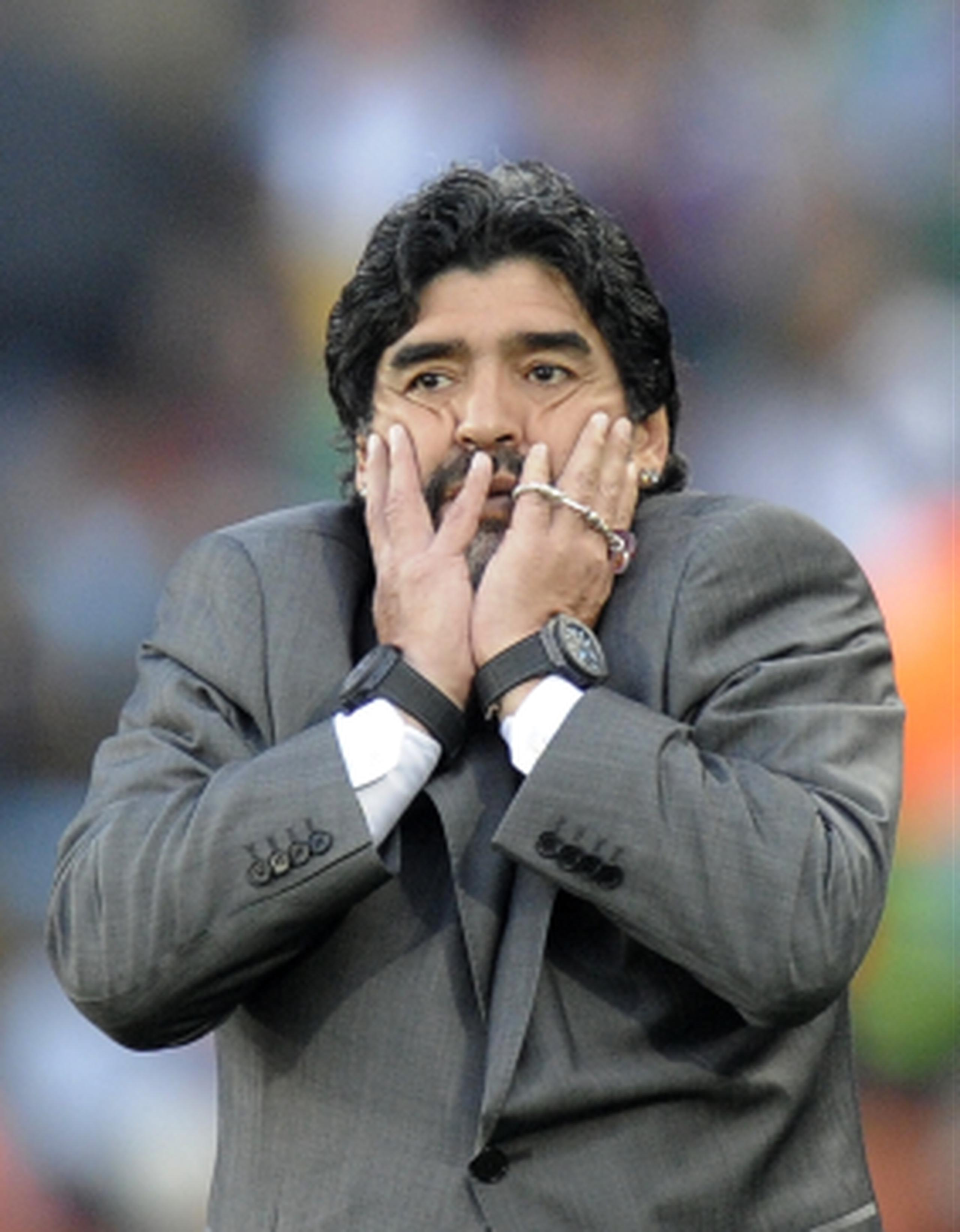 Maradona también criticó a los periodistas que en el pasado cuestionaban al astro Lionel Messi. (Archivo)