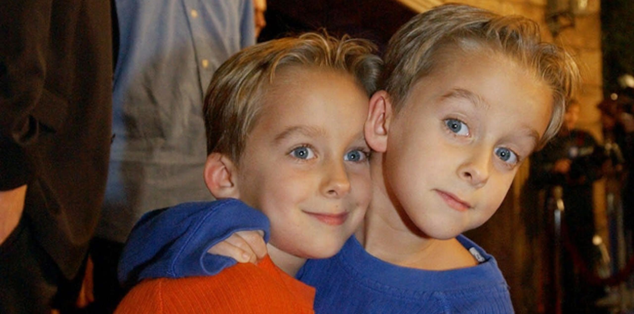 Sawyer (a la derecha) y su hermano gemelo Sullivan eran estrellas de la serie "Everybody Loves Raymond".