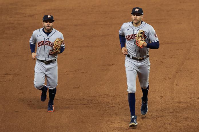 Carlos Correa - a la derecha junto a José Altuve- llevaban desde el 2015 juntos en el equipo grande de los Astros.