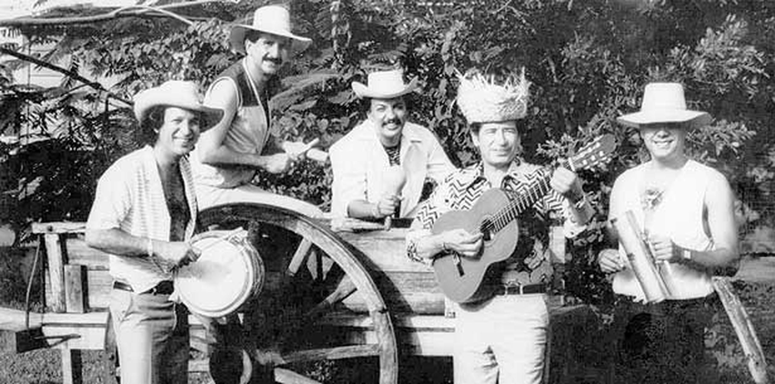 Uno de los temas navideño más memorables es La Finquita, interpretada por Tavín Pumarejo y el Conjunto Quisqueya. (Archivo)