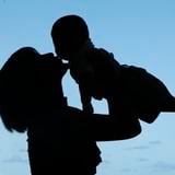 Senado aprueba medida para elevar a 12 semanas la licencia por maternidad