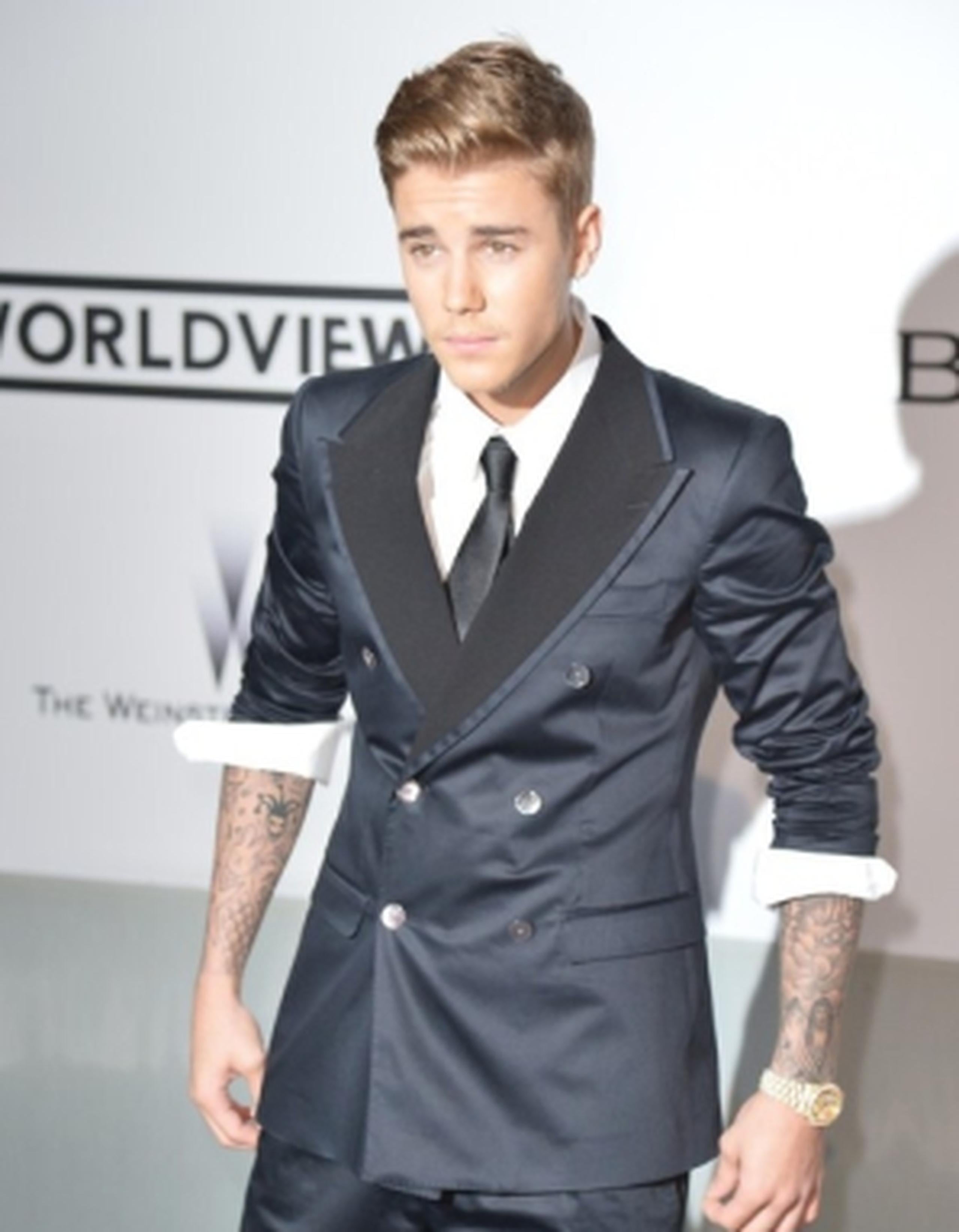 Fuentes policiacas indicaron a TMZ que si la policía de Beverly Hills cita a Justin Bieber someterán el caso al departamento de probatoria de Los Ángeles. (AFP)