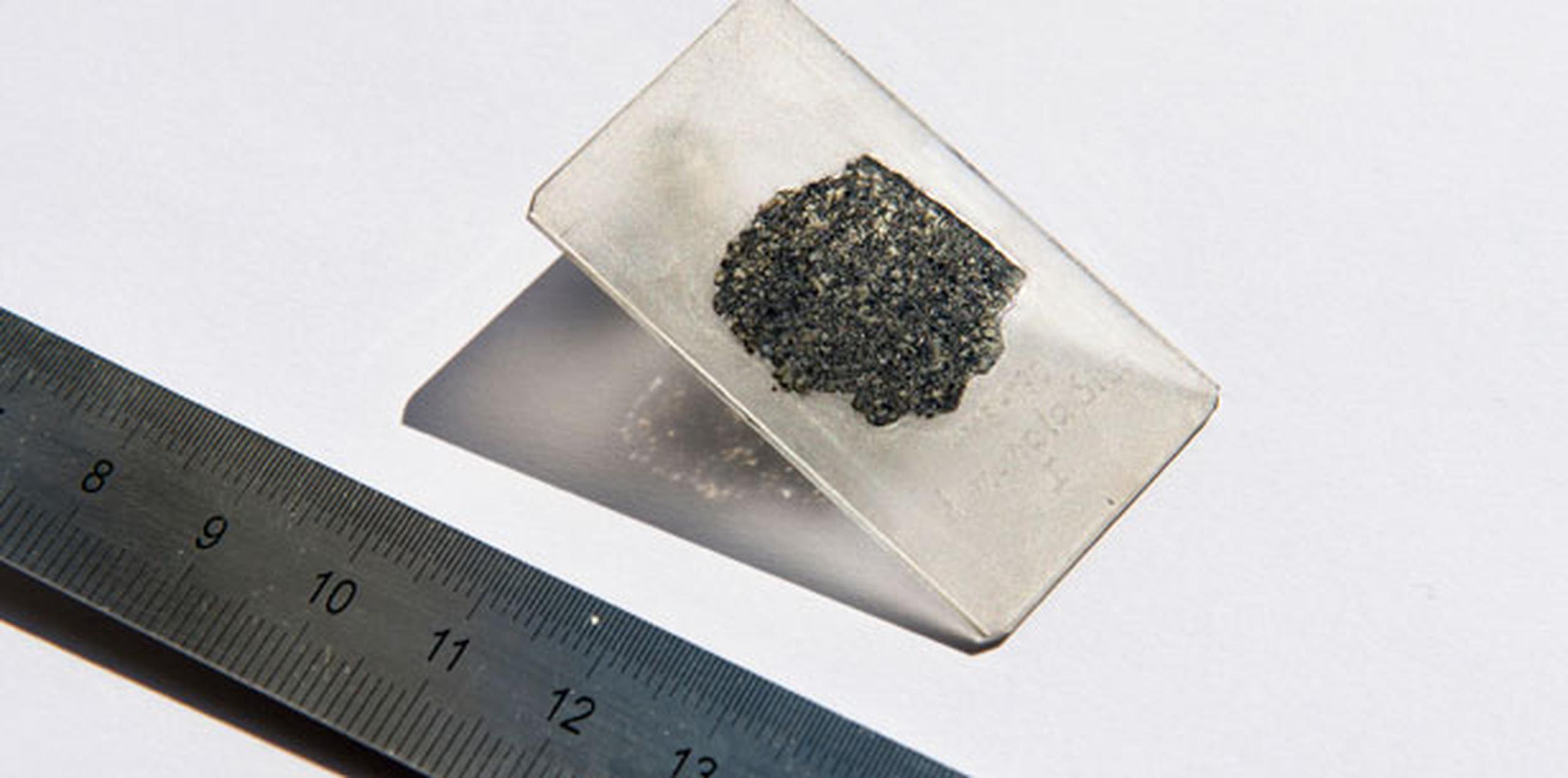Científicos de Suiza, Francia y Alemania examinaron diamantes hallados dentro del meteorito Almahata Sitta. (AP)