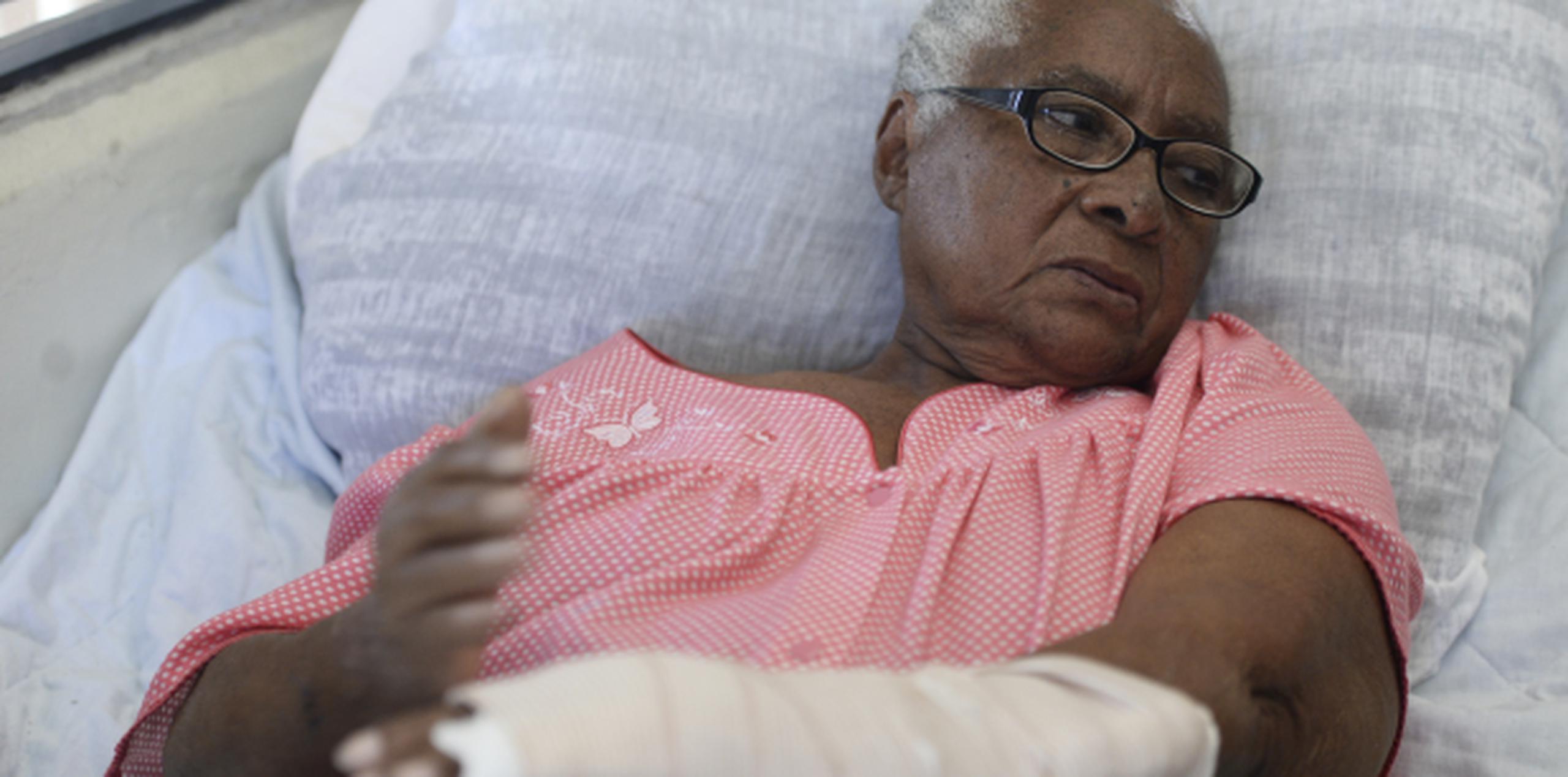 Doña Santa Andino Quiñones, de 78 años, asegura que, si pasara por otra situación así, volvería a defenderse. (gerald.lopez@gfrmedia.com)