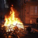 Cuarta jornada de disturbios en Francia deja más de 1,300 detenidos