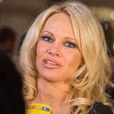 Pamela Anderson ofrece consejos para mejorar la vida íntima en pareja 