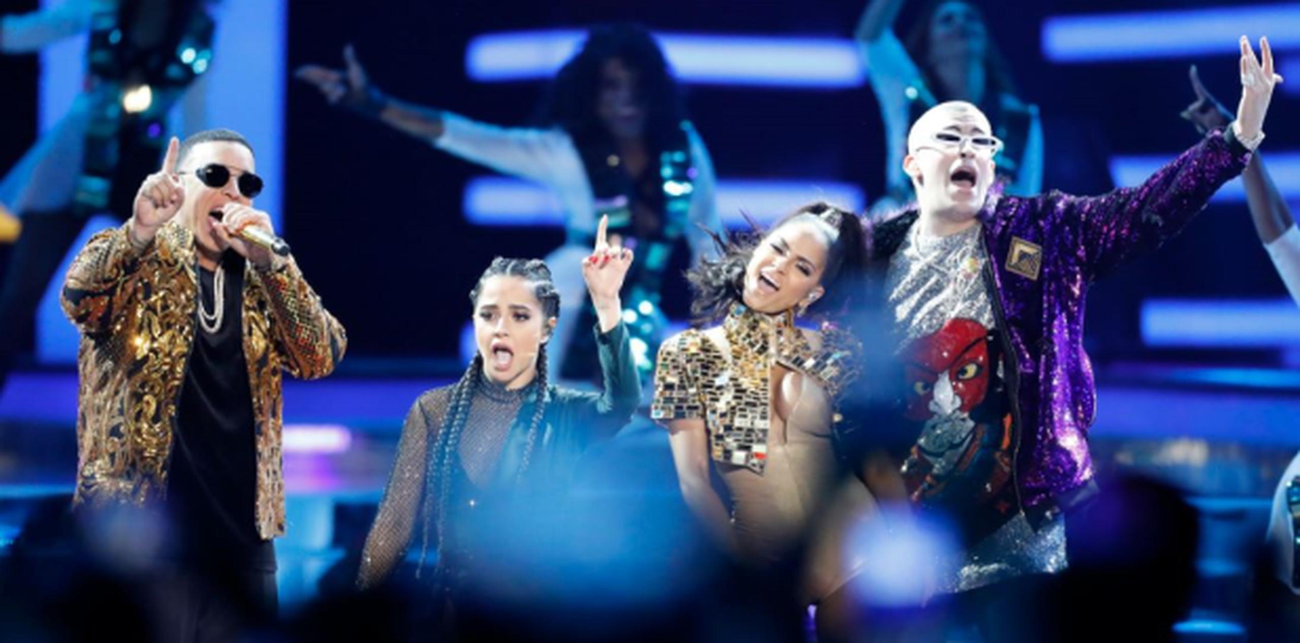 Becky G y Natti Natasha forman parte del remix de "Dura" de Daddy Yankee. (AP)