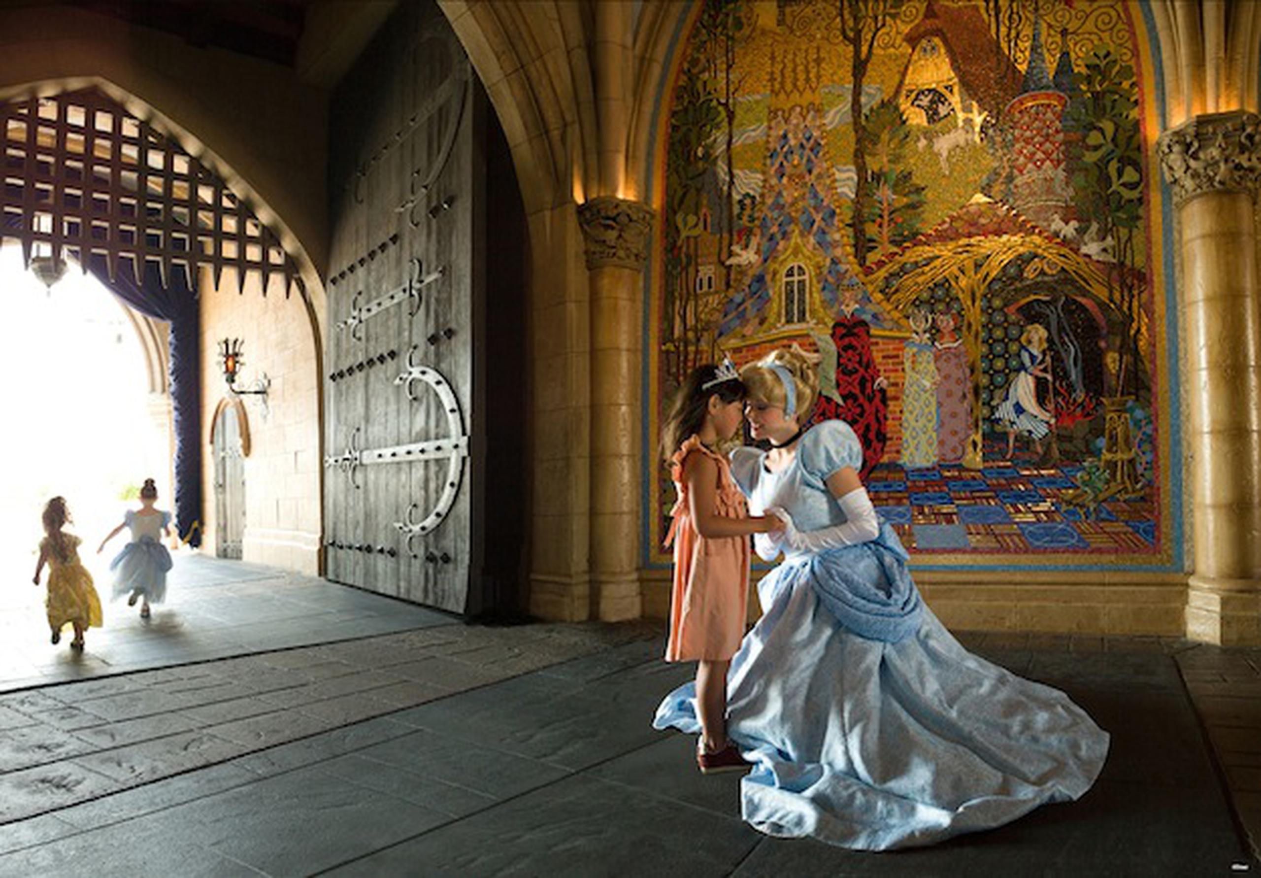 Pasillo del castillo de Cinderella. (Child Mode)