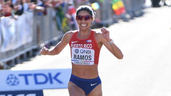 La boricua Beverly Ramos hizo hoy una nueva marca nacional con un corrido de 2 horas con 31.10 minutos en el maratón del Campeonato Mundial de Atletismo en Oregon.