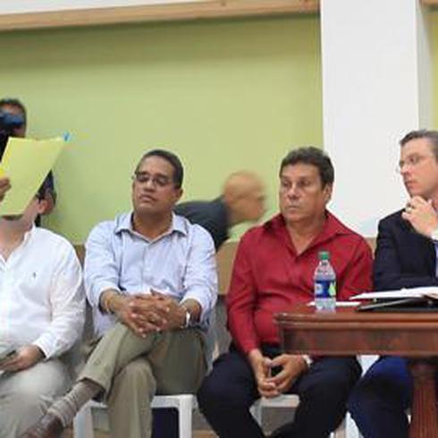 Alejandro García Padilla visita Vieques