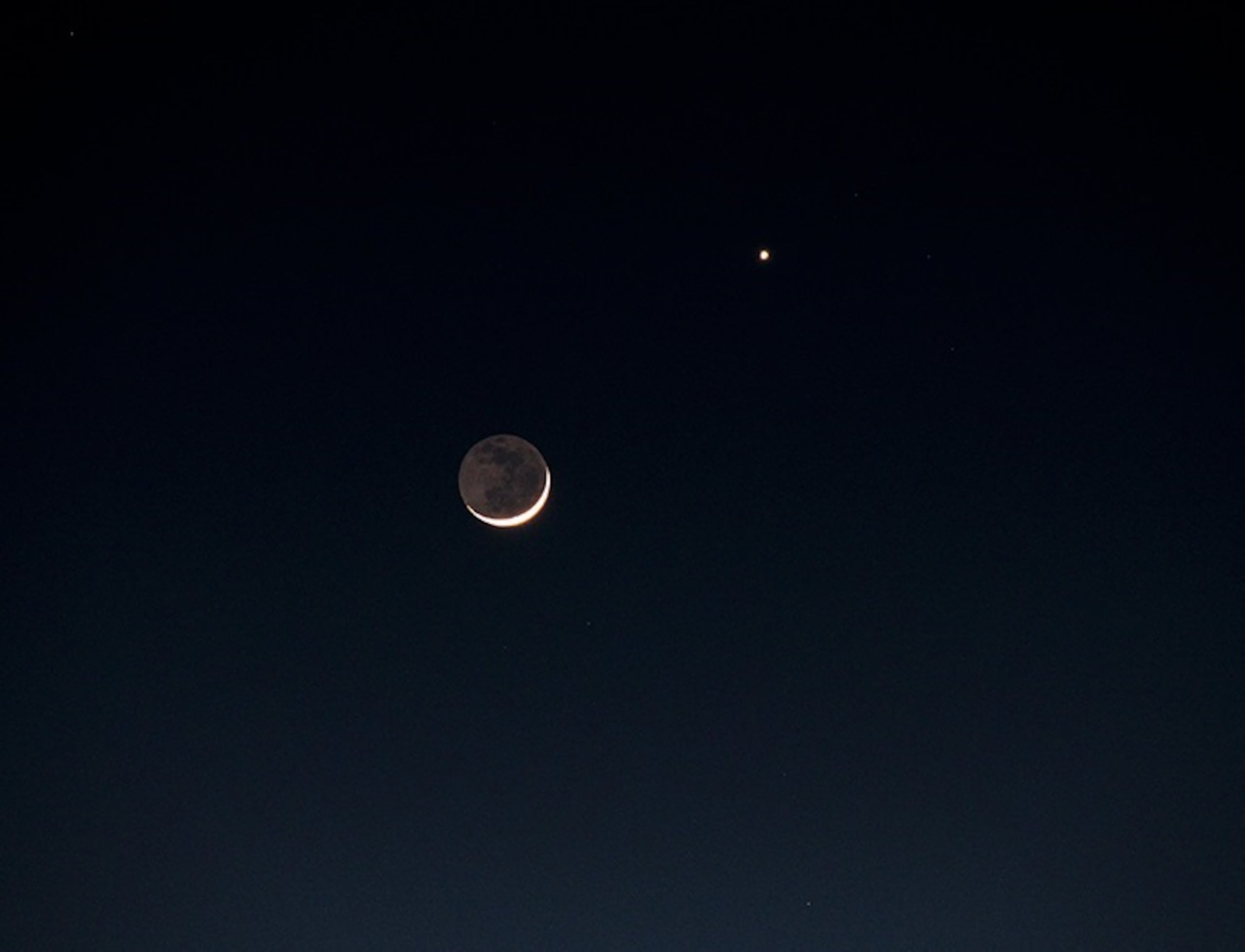 Venus continuará visible desde el oscurecer al menos hasta el mes de marzo de 2025.