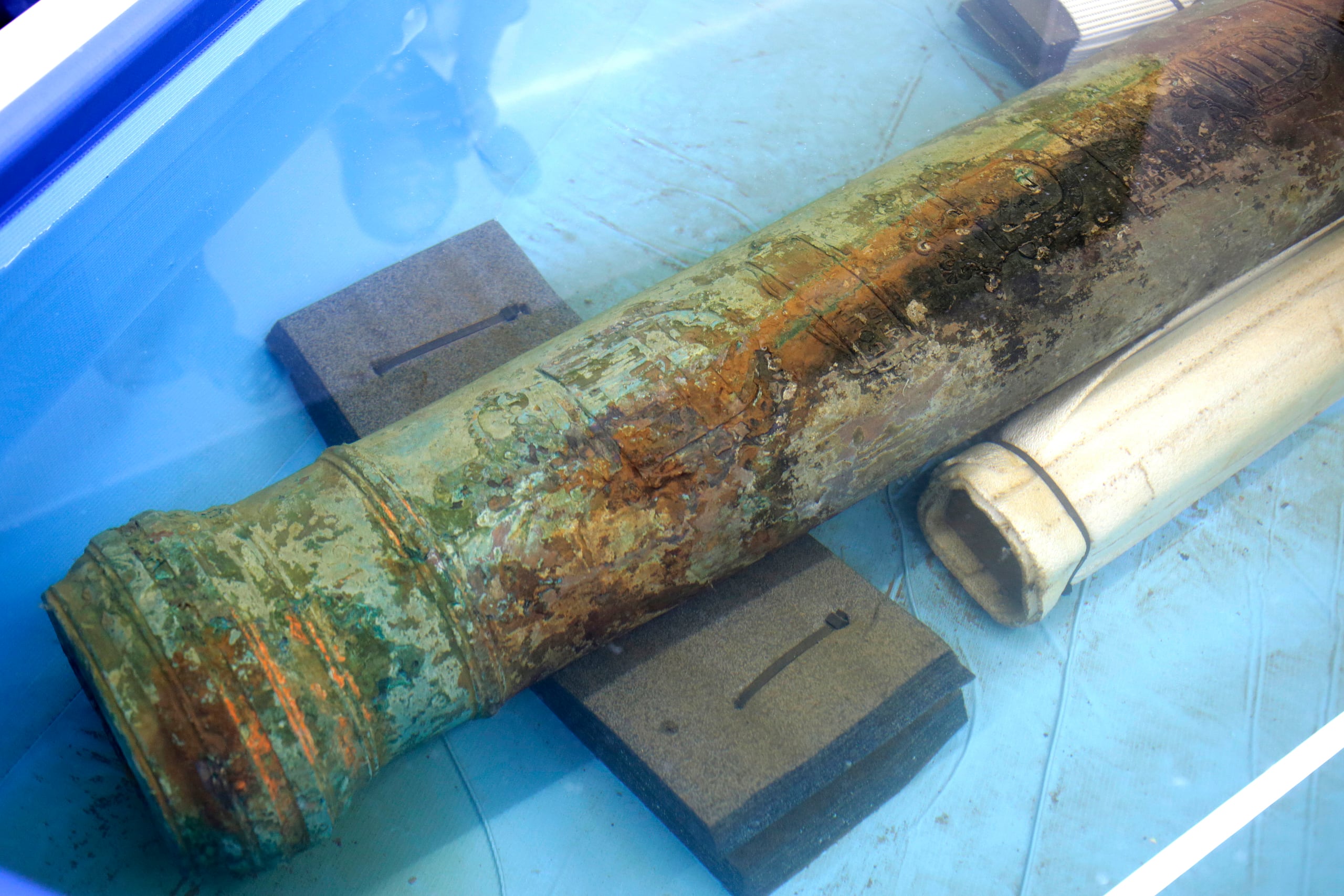 Se espera que los análisis que a las piezas recolectadas “proporcionen información sobre si es necesario sacar otro tipo de objetos también”.