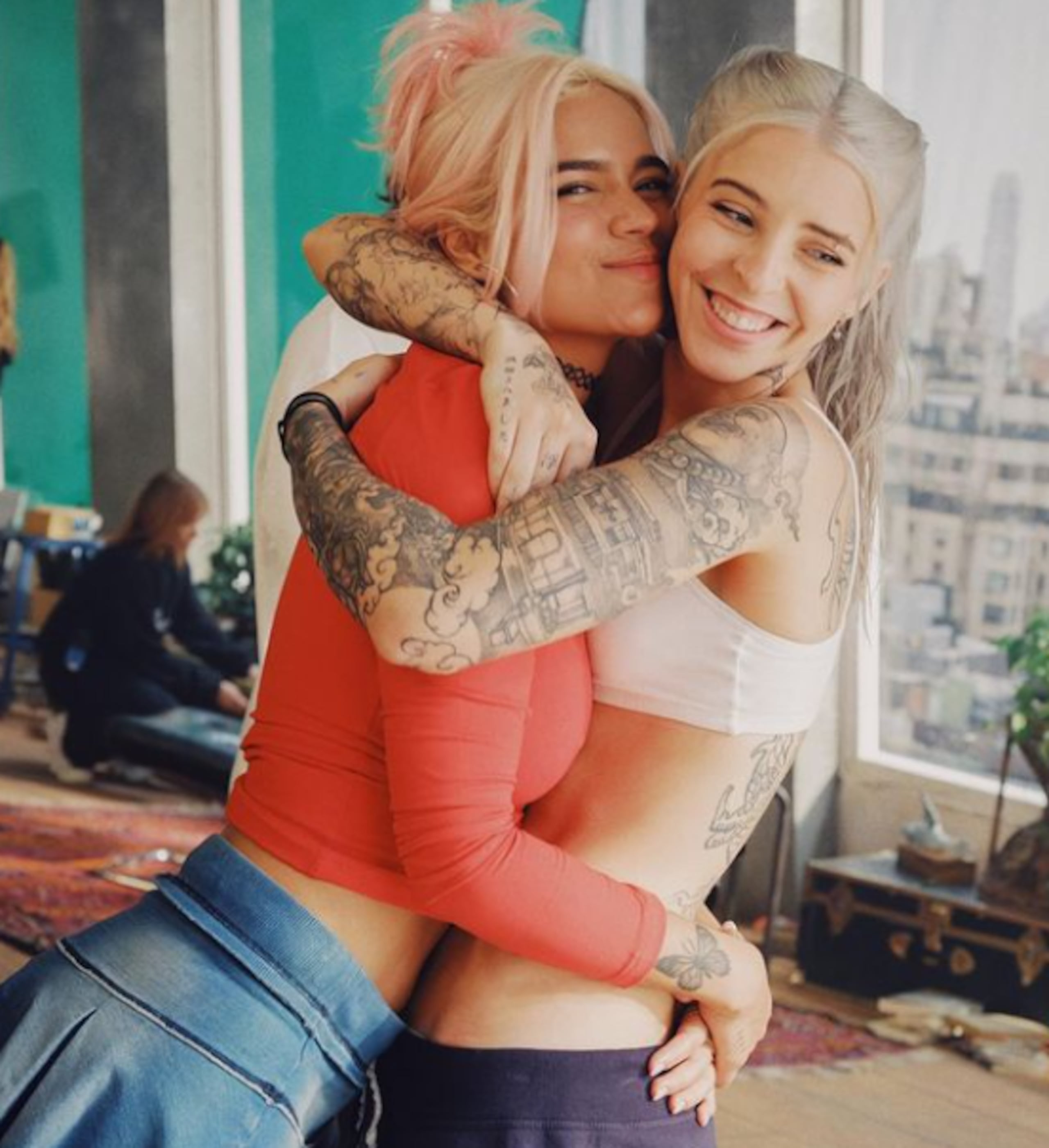 Young Miko abrió los espectáculos de Karol G en el 2023.