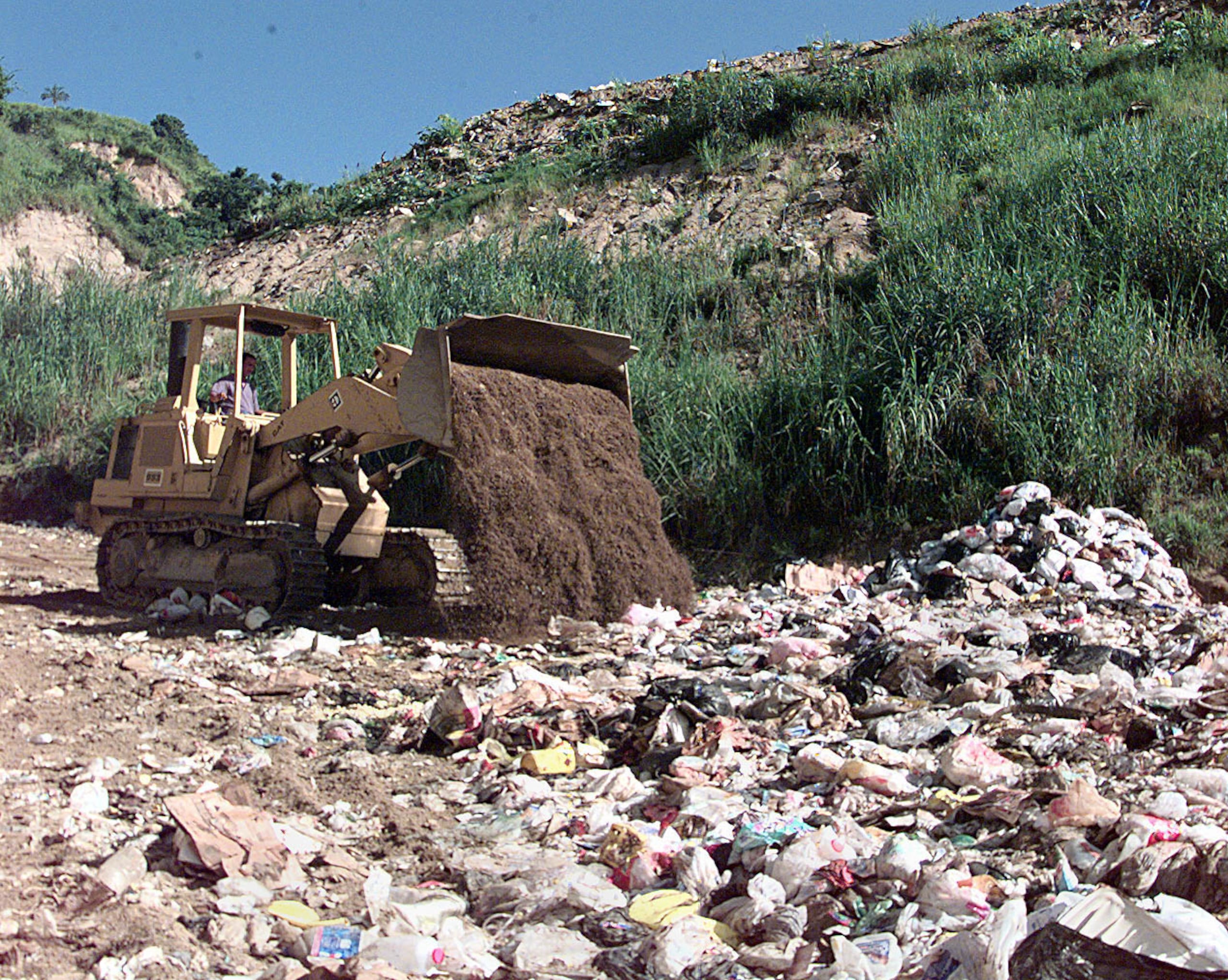 En total, son 12 los vertederos con órdenes de cierre.