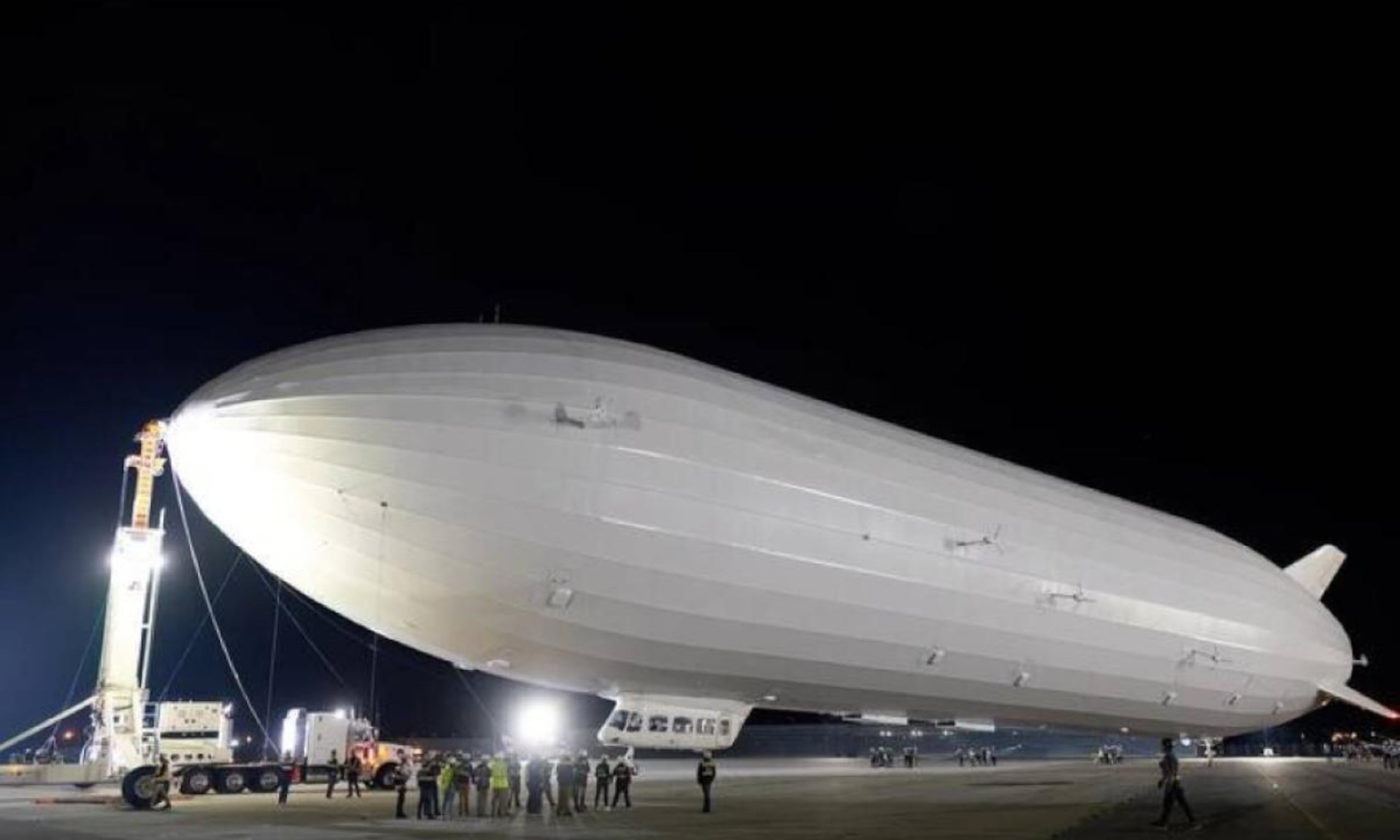 El Pathfinder 1 posee una estructura rígida de 124 metros de longitud, integrando 13 celdas llenas de helio, un gas seguro que no es inflamable como el hidrógeno.