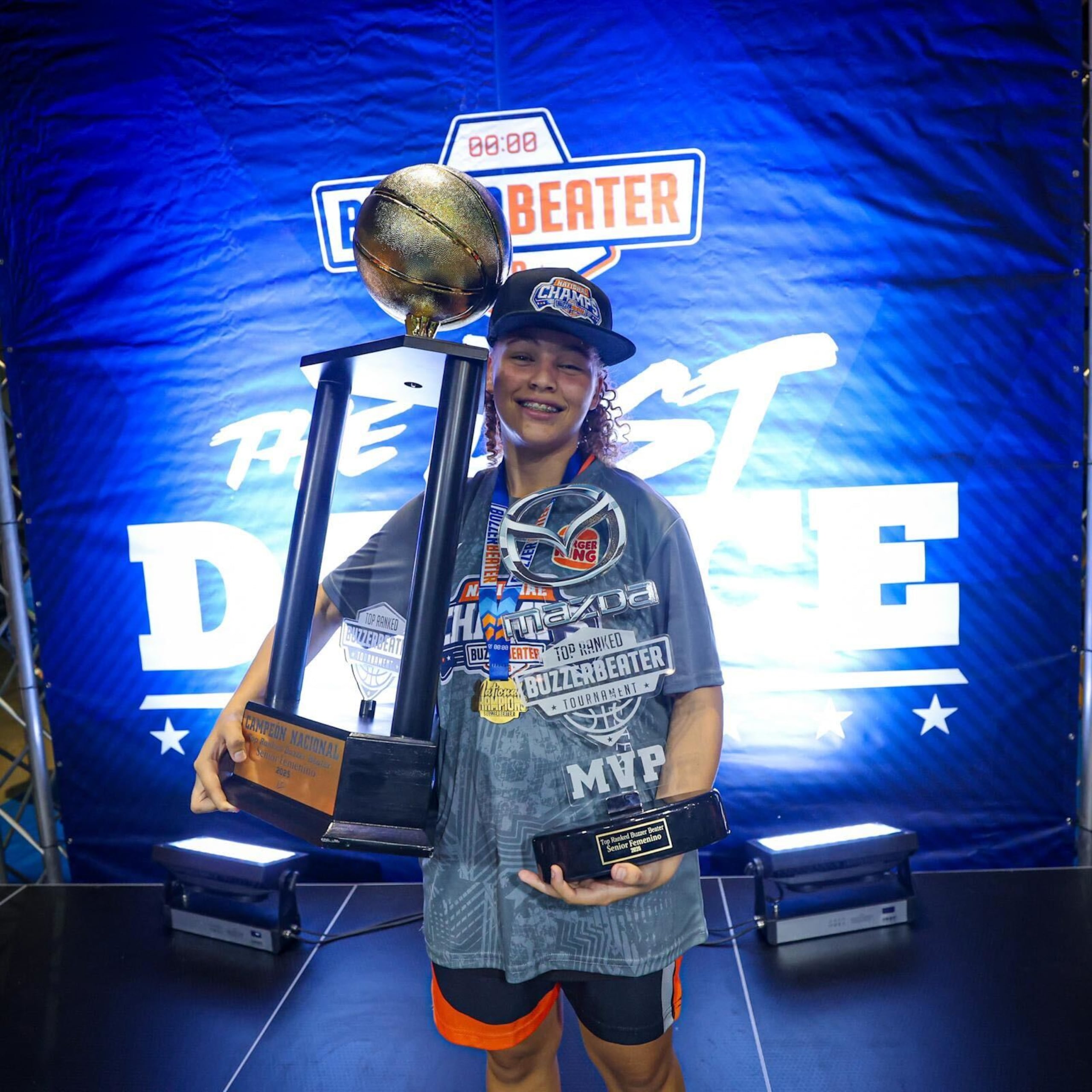 Kianelys Torres, Jugador Más Valiosa de la final senior femenino del Top Ranked Buzzer Beater.