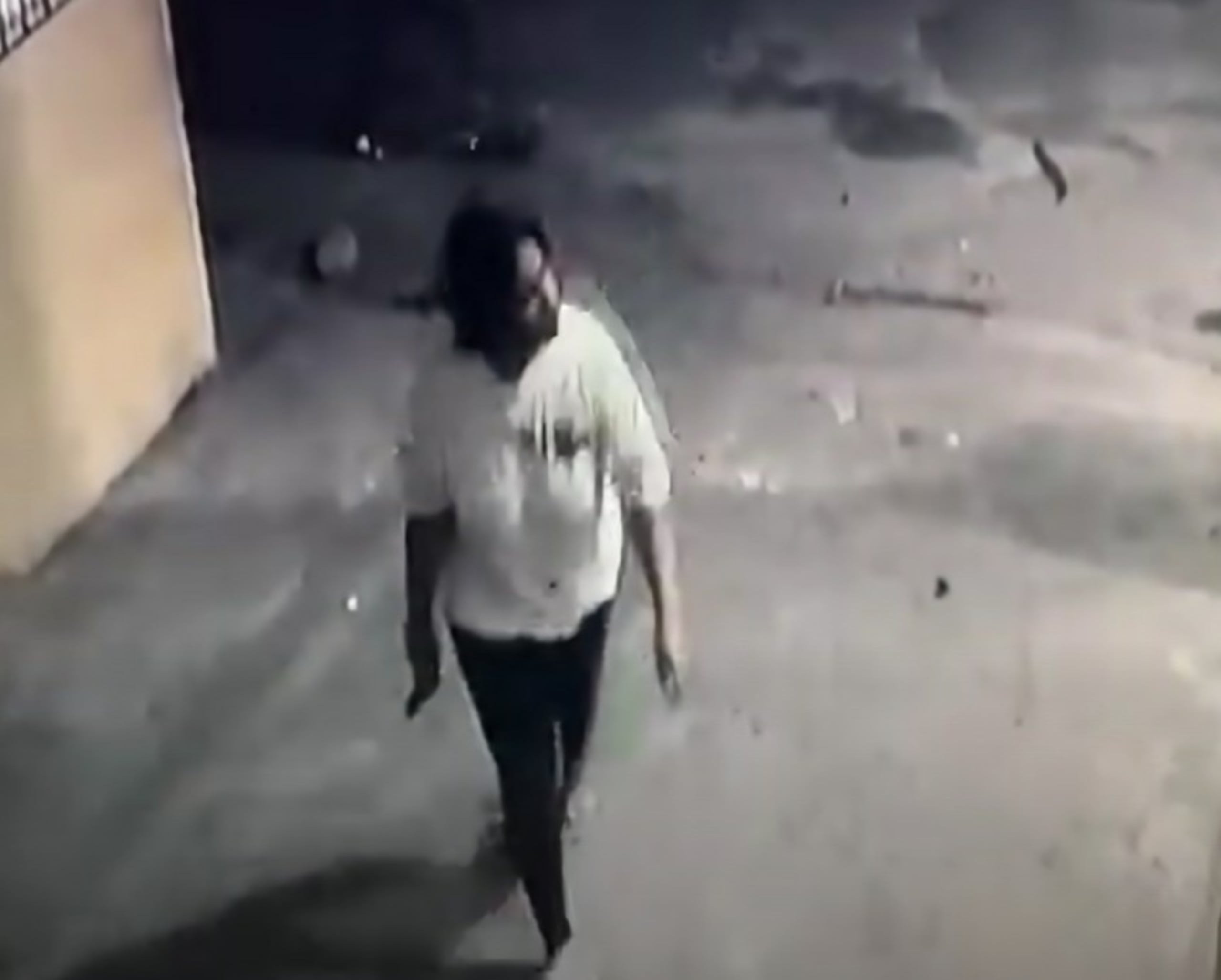 Las autoridades intentan localizar a Ankelsy Valerio de Jesús, de 22 años, presunta autora del crimen.