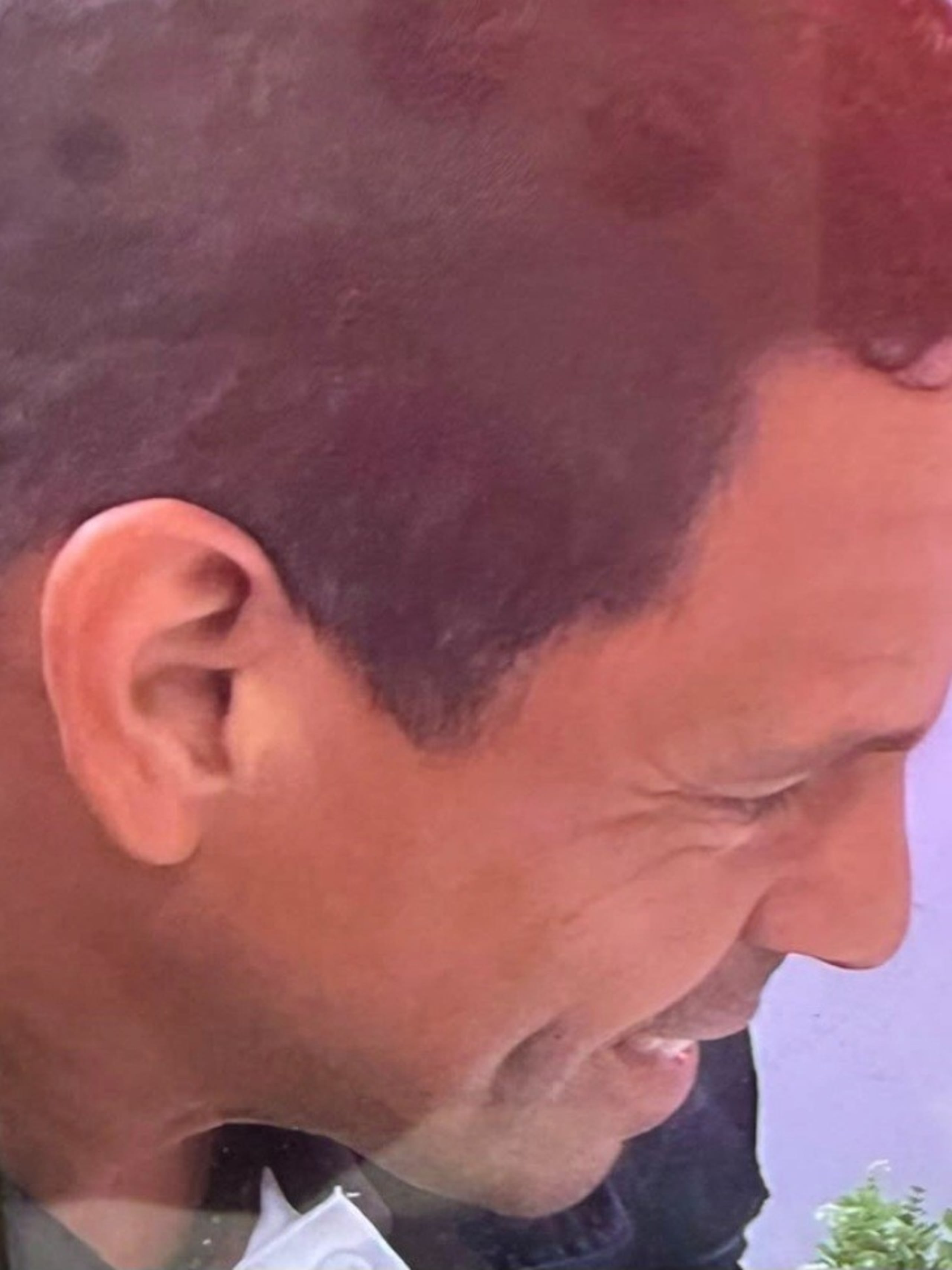El CIC de Aibonito busca a este hombre como presunto sospechoso de fraude tras cobrar por dos postes de cemento hace unos dos años, sin entregarlos.