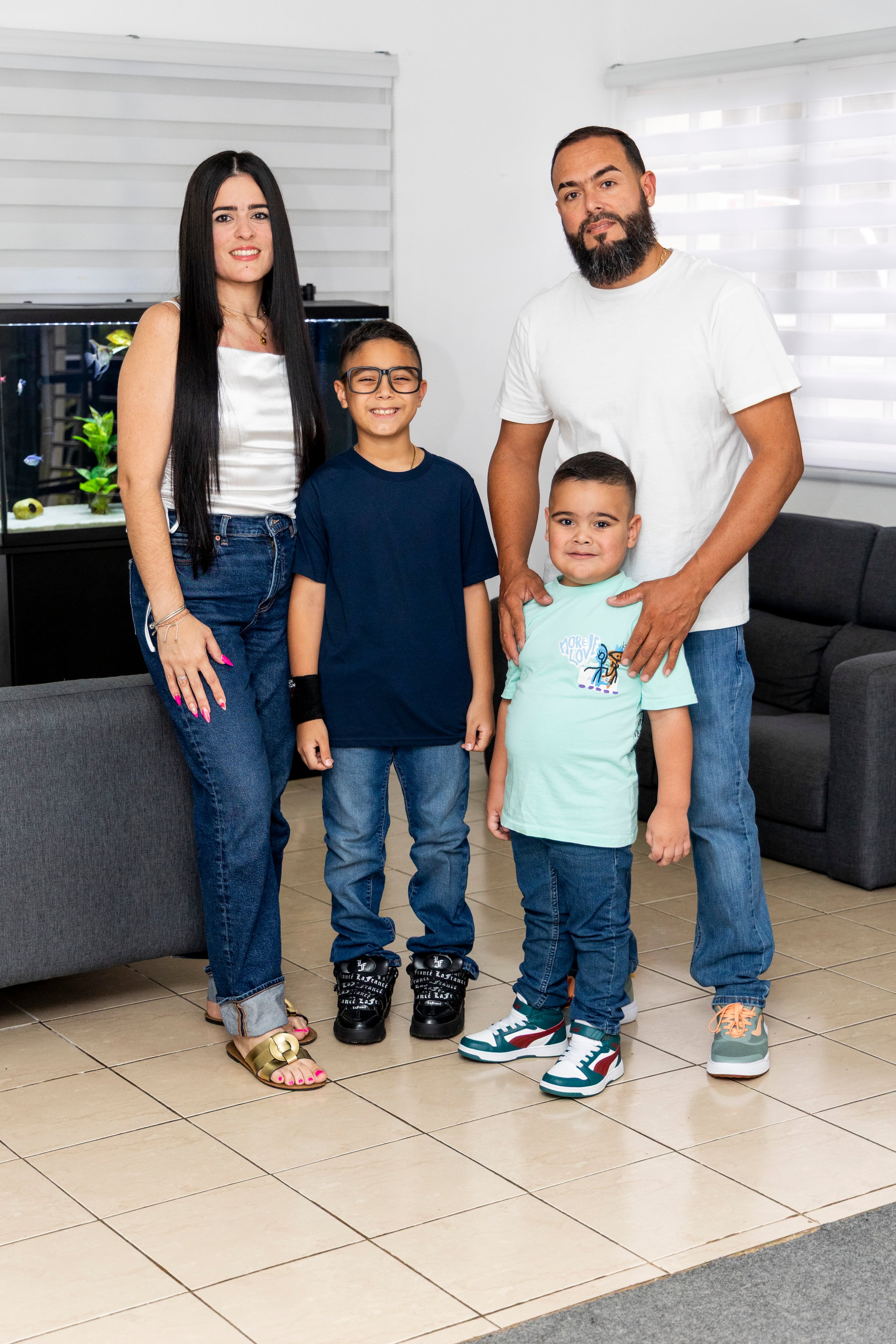 De izquierda a derecha: Danitza Colón, Hiram, Antonio y Alex Fuentes.