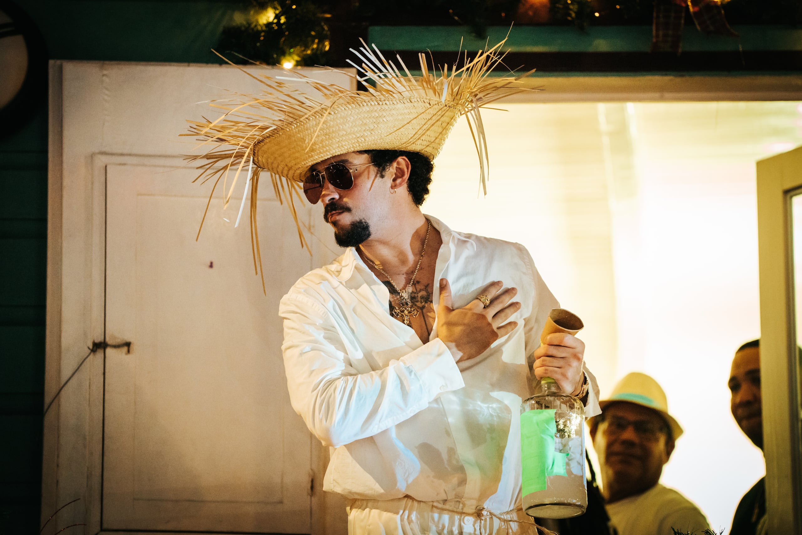 Bad Bunny interpretó cinco canciones de su último álbum, que salió a la luz el pasado 5 de enero y que acumula millones de reproducciones en todas las plataformas digitales. (Archivo)