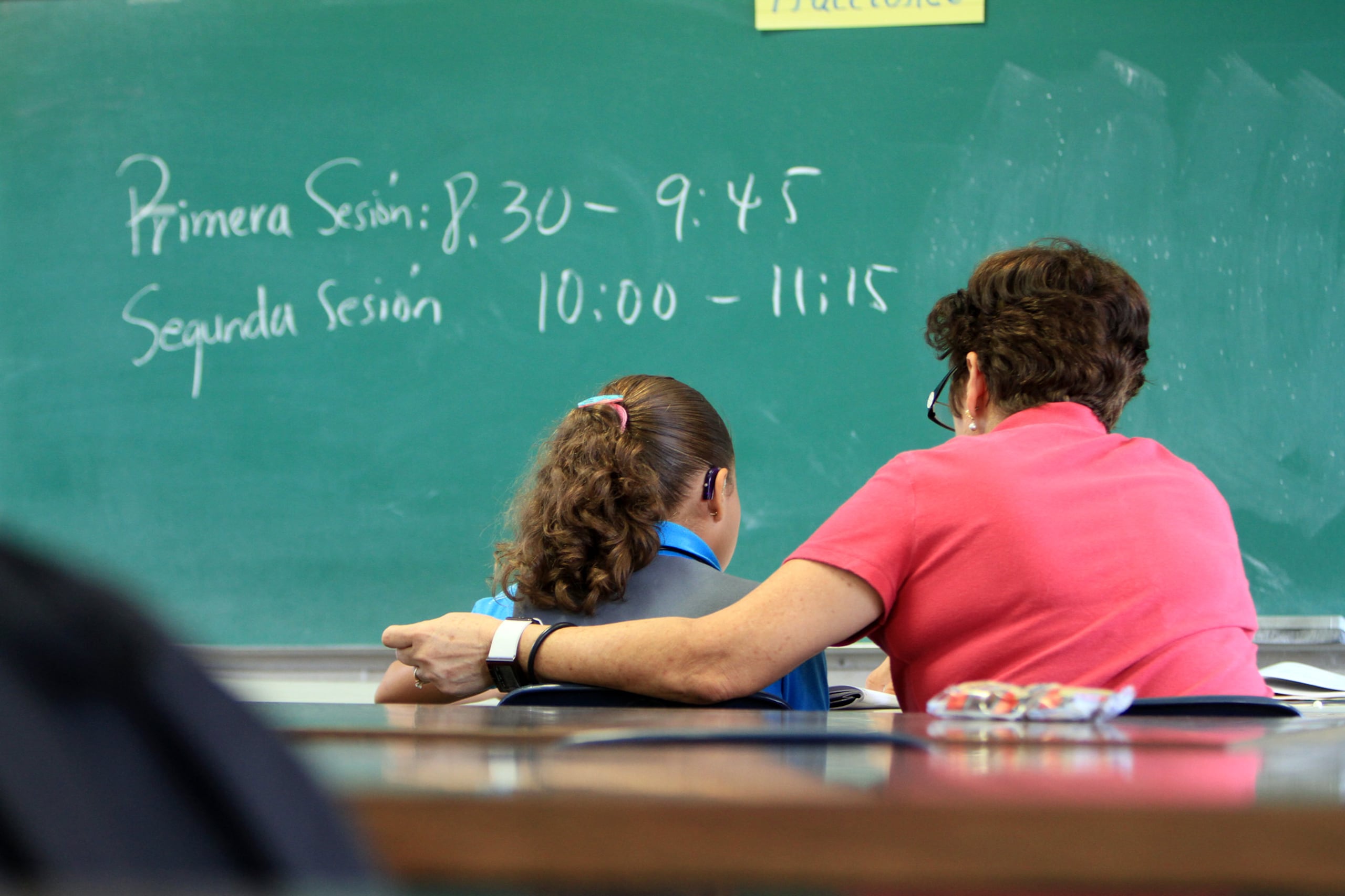 Además del esfuerzo de los estudiantes, el secretario de Educación destacó el logro de los maestros en las salas de clase.