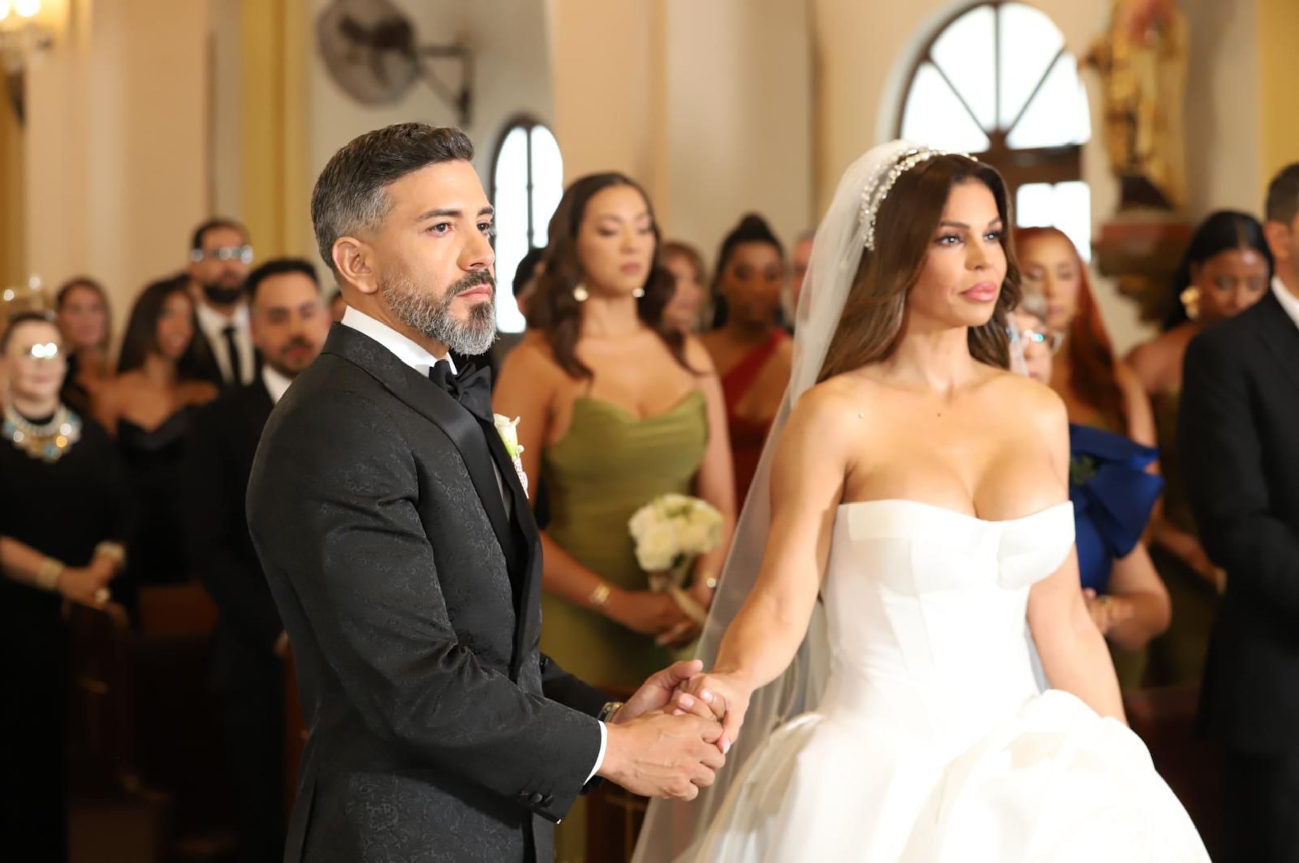 En noviembre, la presentadora y locutora Bebé Maldonado se casó con Juan Rodríguez Vargas.