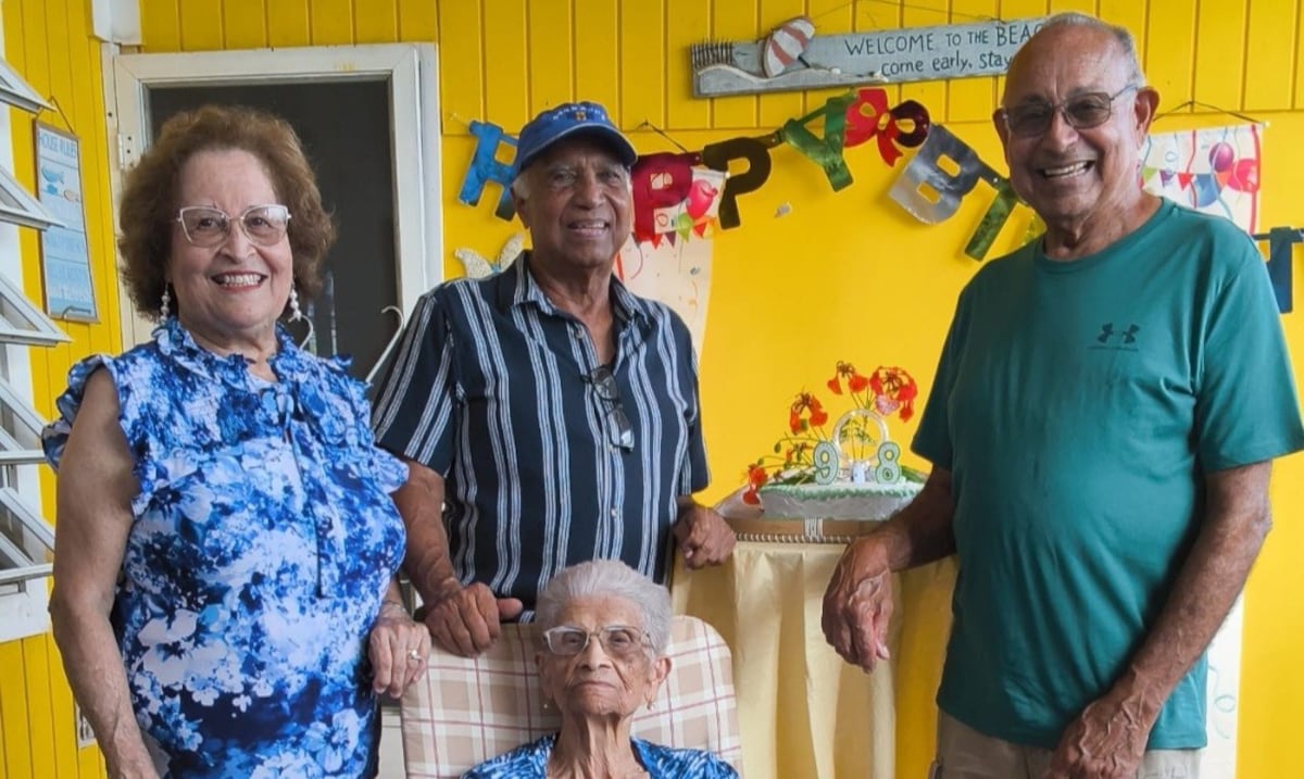 La historia de amor de doña Georgina Román fue como de cuento de hadas