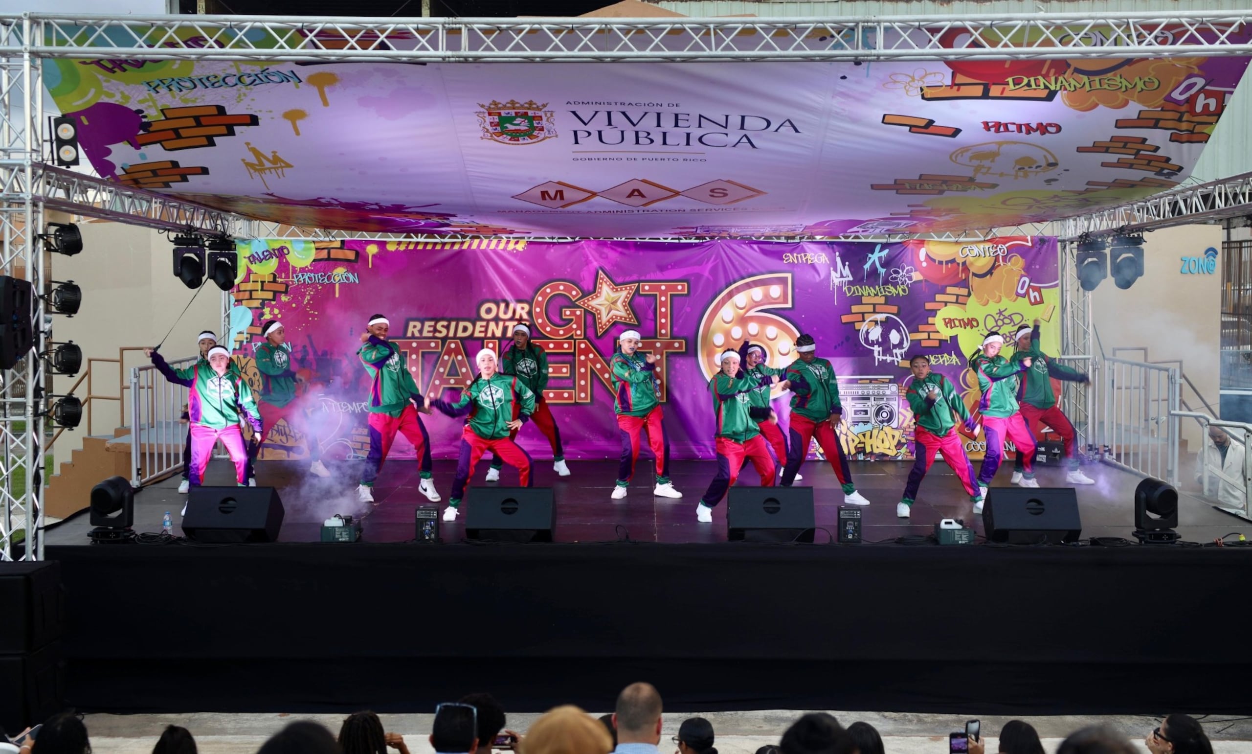 En "Our Residents Got Talent", los participantes tendrán la oportunidad de demostrar su talento en áreas como el canto, el baile y la imitación.