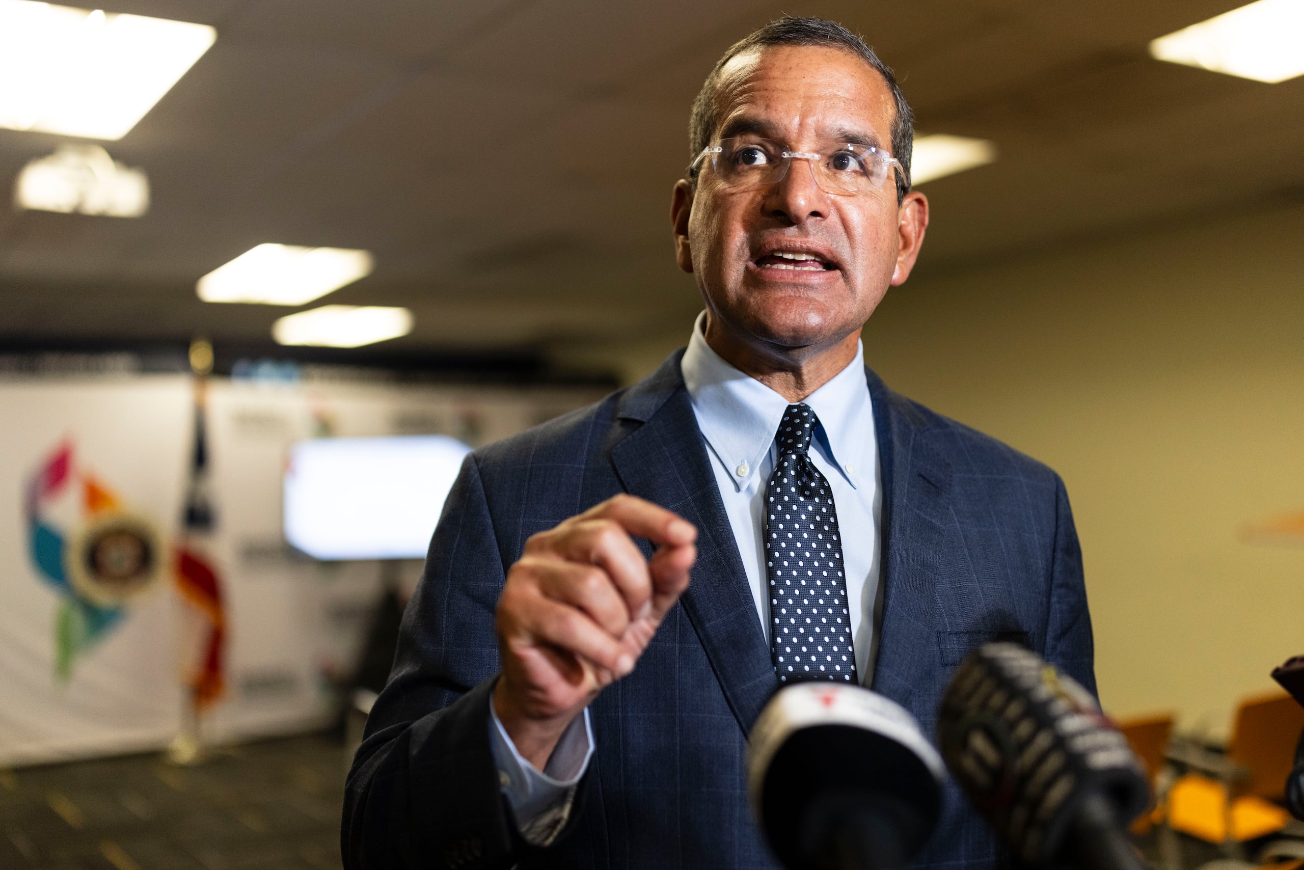 “Entiendo que ya se culminó el proceso de negociación para la adquisición de los generadores e igualmente para la compra del combustible necesario para operar los generadores. Ahora el asunto está ante la consideración de la Junta de Supervisión Fiscal”, sostuvo el mandatario.