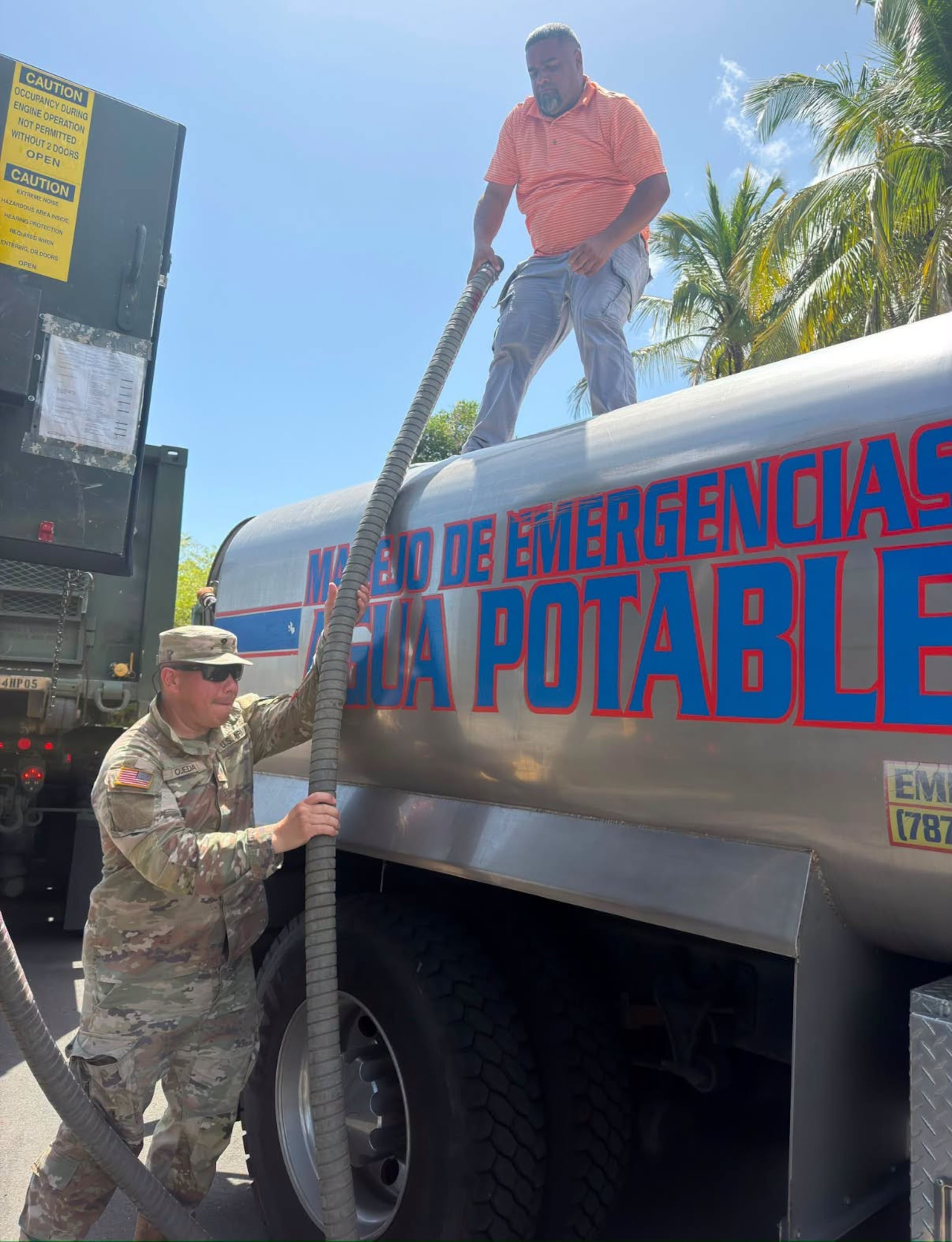 La Guardia Nacional ya se encontraba activa desde el pasado 7 de junio, cuando se firmó la orden ejecutiva 2026-032, que autorizó la misión Clear Source, durante la que se han distribuidos unos 505,000 galones de agua.