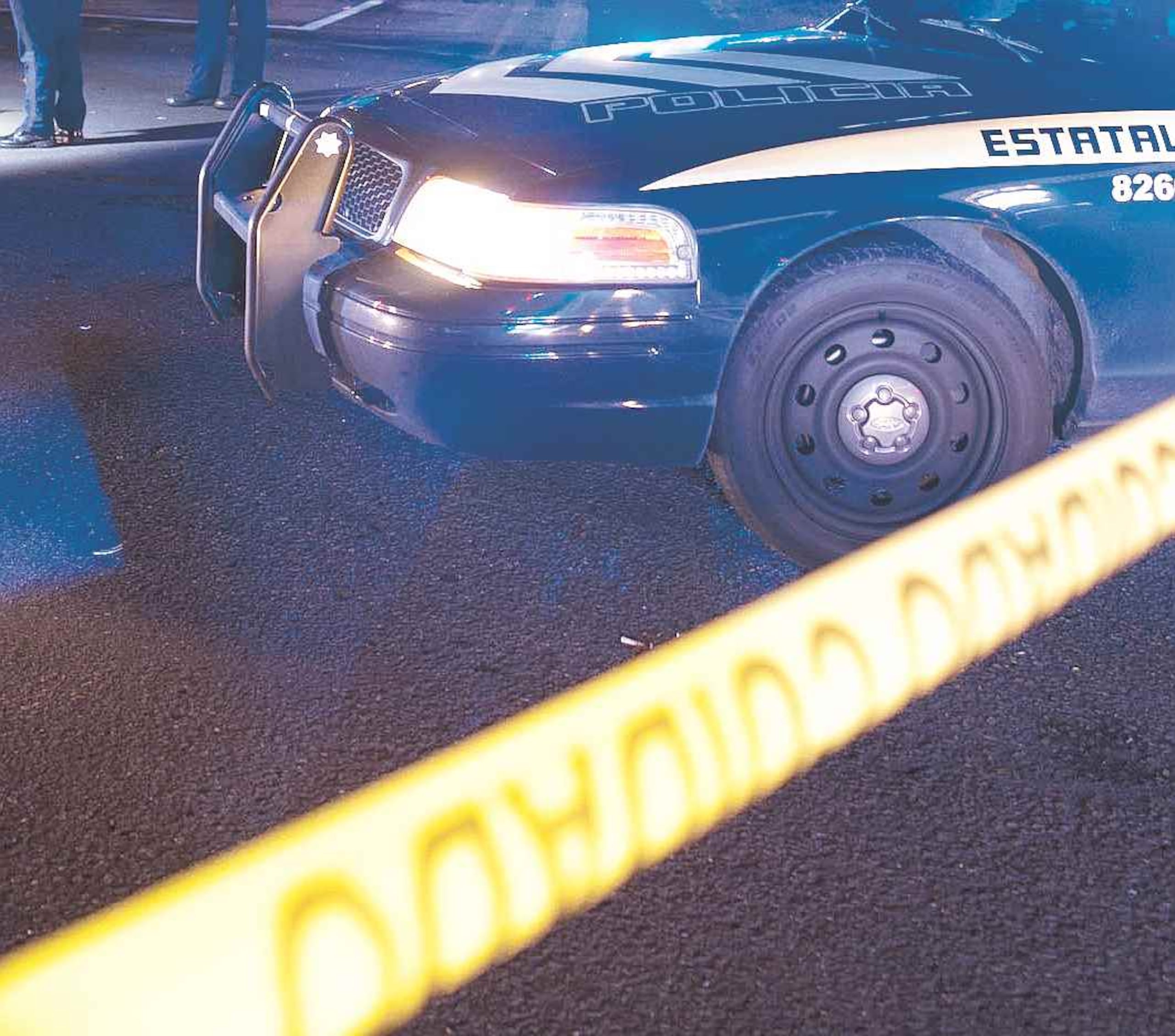 Radio Control señaló que el conductor que golpeó al peatón se detuvo y era entrevistado por las autoridades.