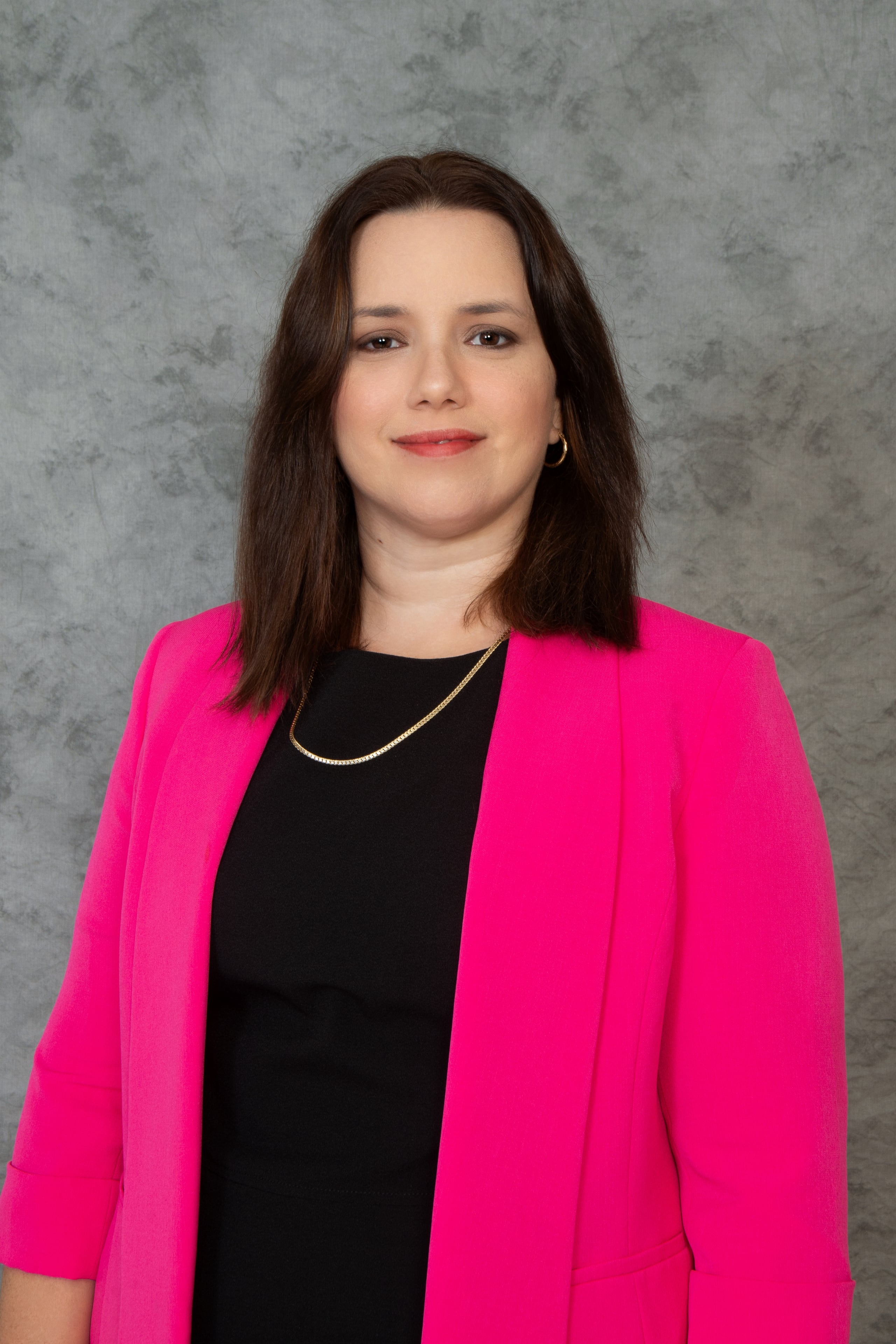 La CPA Elisa Vélez Pérez es miembro del Comité de Asuntos Contributivos del Colegio de CPA.